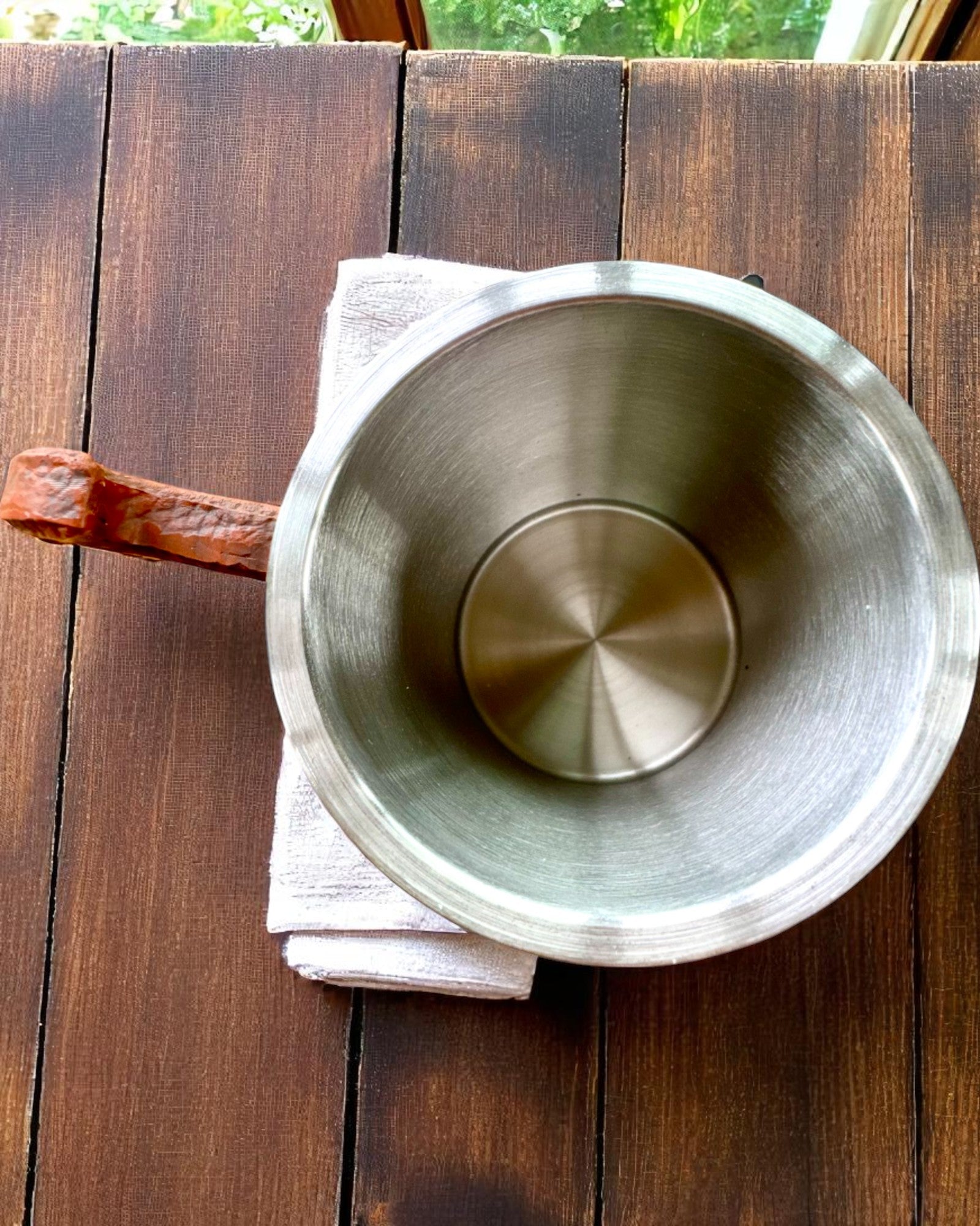 Hrnek s motivem koní, 330 ml, možnost personalizace gravírováním jako dárek