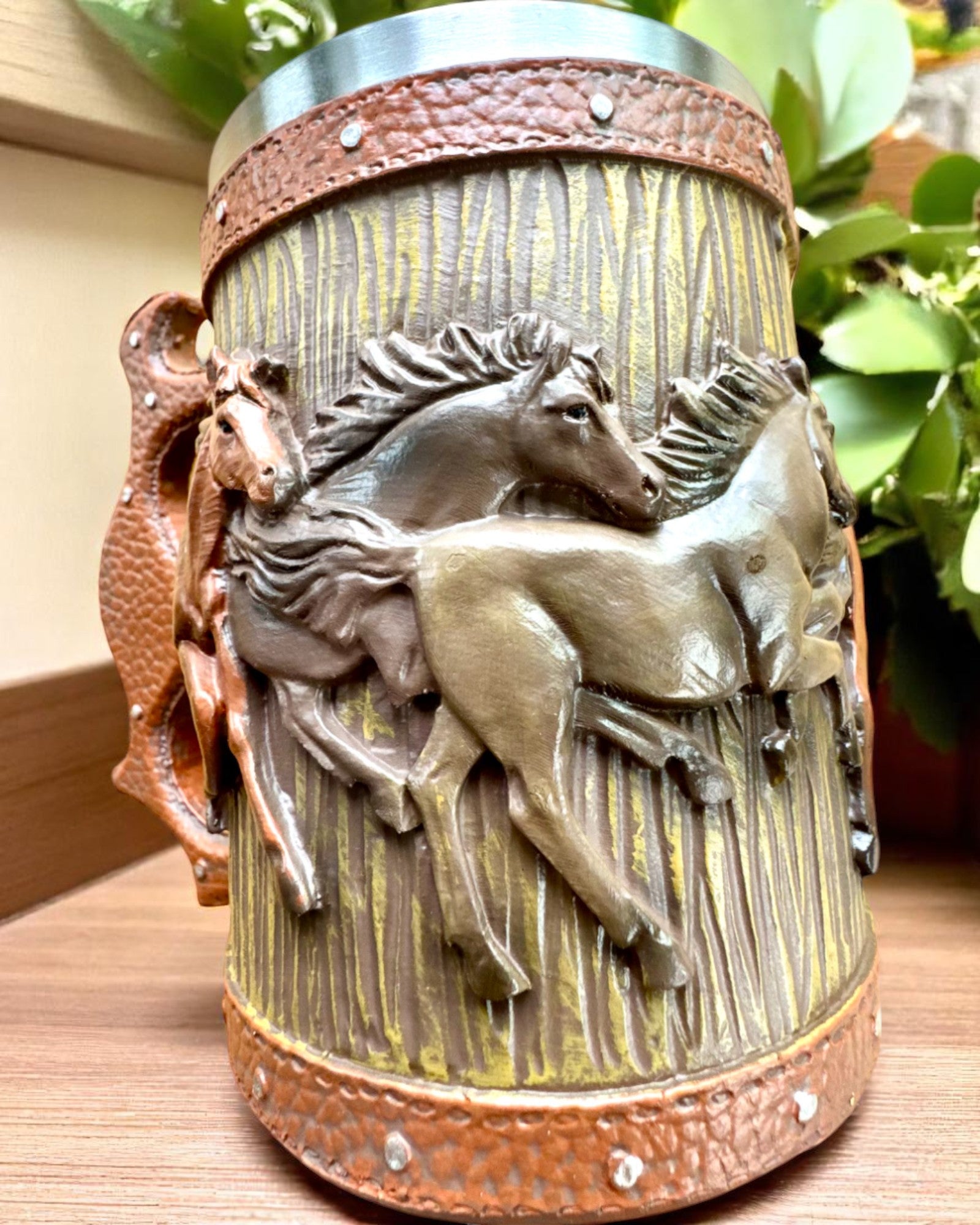 Hrnek s motivem koní, 330 ml, možnost personalizace gravírováním jako dárek