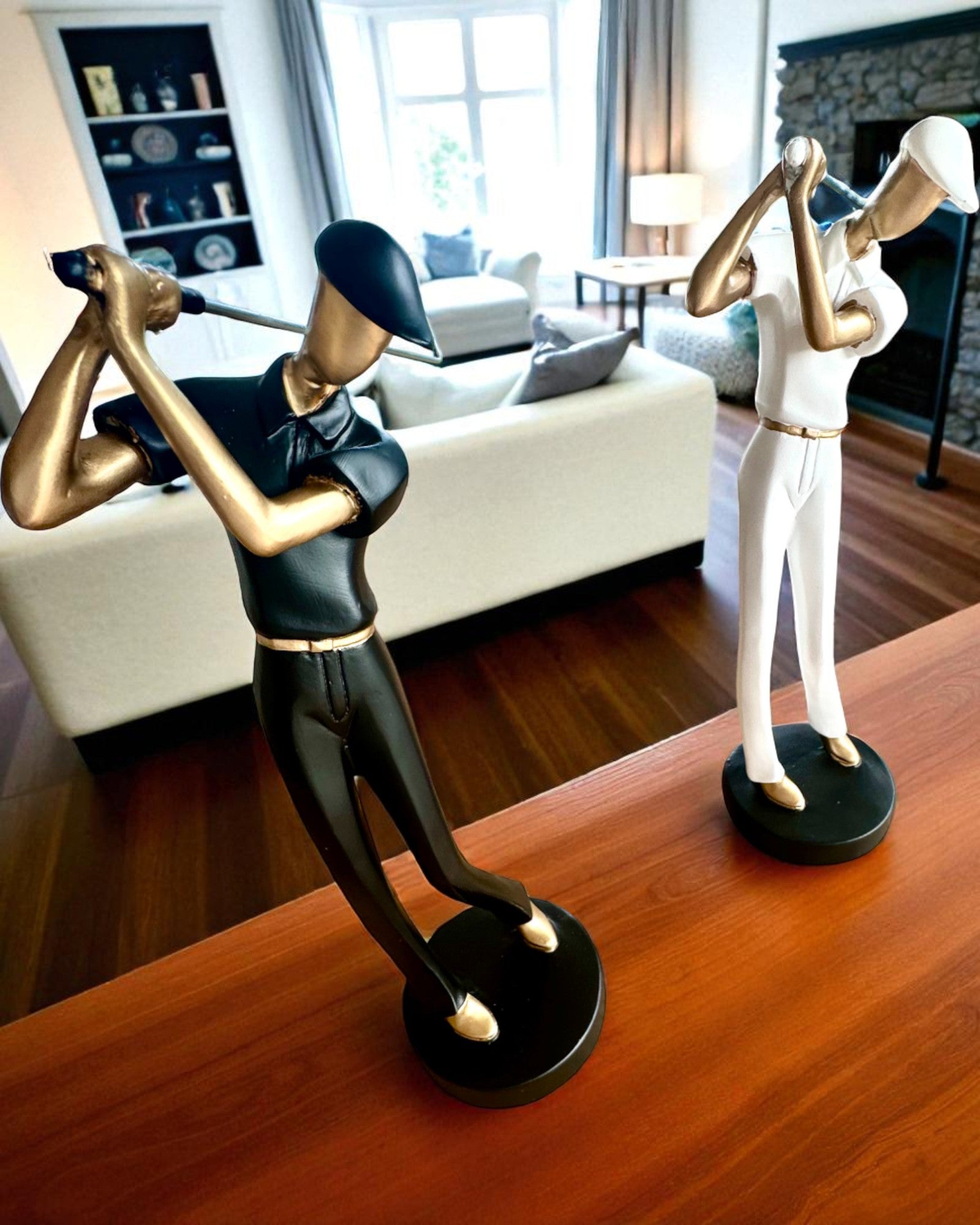 Figurka golfisty „Swing Elegance”, 24 cm výšky, dekorativní s možností gravírování jako dárek
