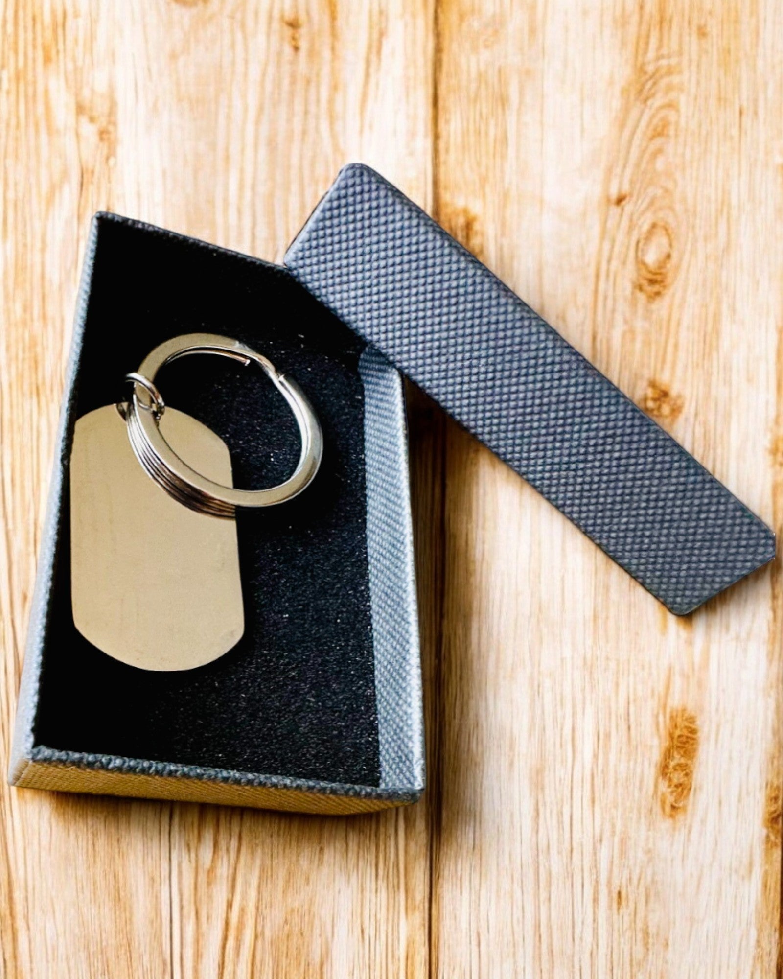 Vojenský ID přívěsek "Psí známka" z nerezové oceli – Personalizované gravírování