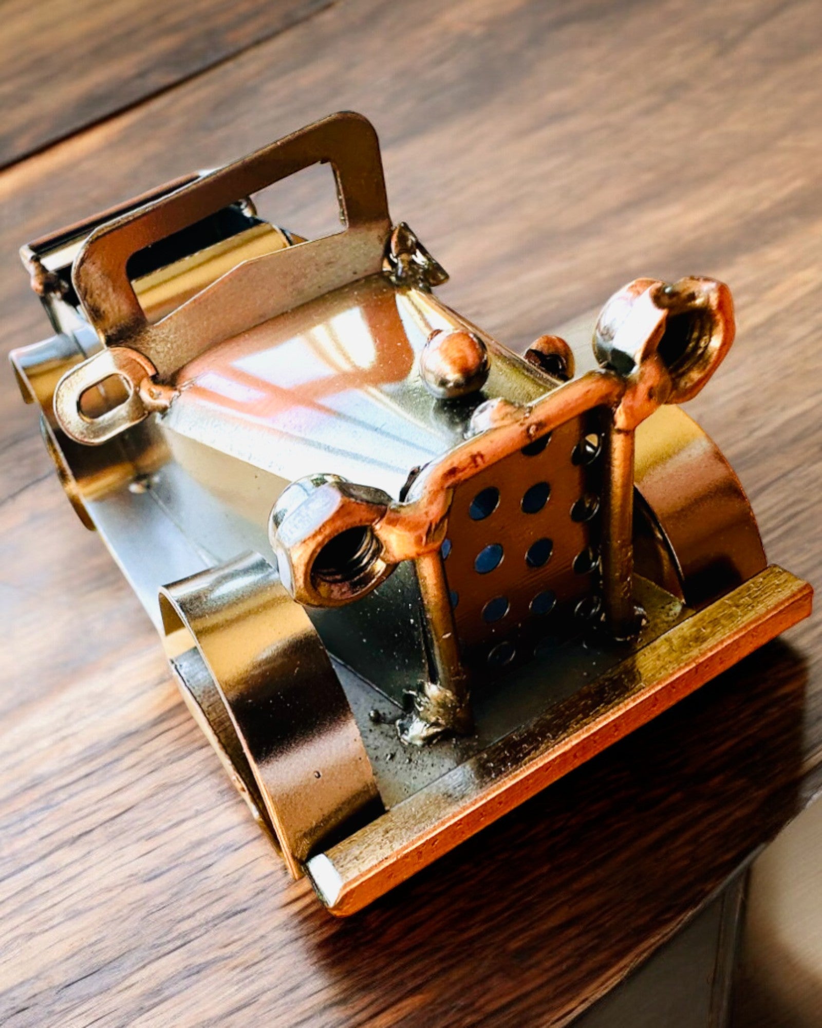 Retro klasické autíčko, auto, z železa - Kolekce "Vintage Drive", model auta, personalizace gravírováním jako dárek