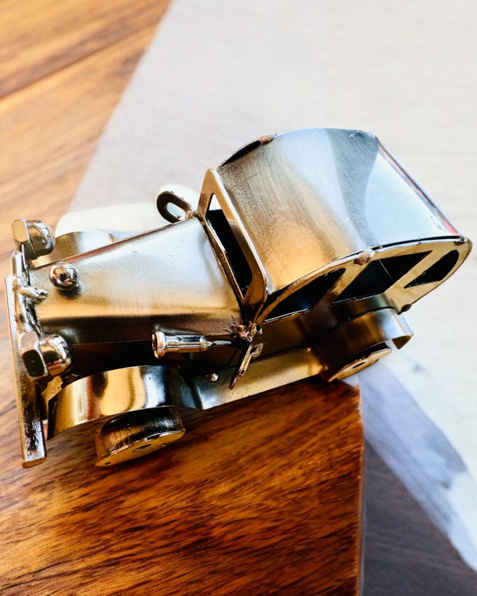 Retro klasické autíčko, auto, z železa - Kolekce "Vintage Drive", model auta, personalizace gravírováním jako dárek