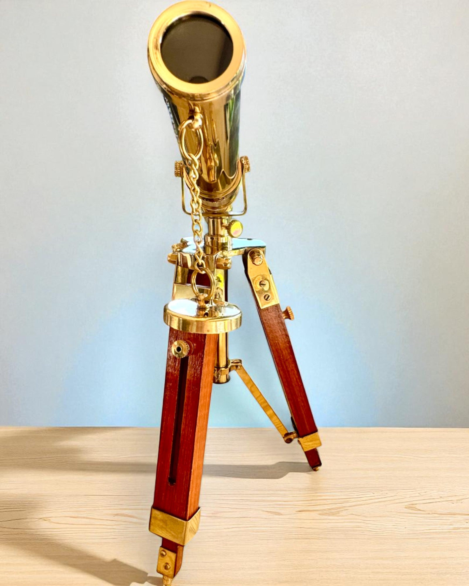 Dalekohled Celestial na dřevěném stojanu 41 cm, možnost personalizace gravírováním jako dárek