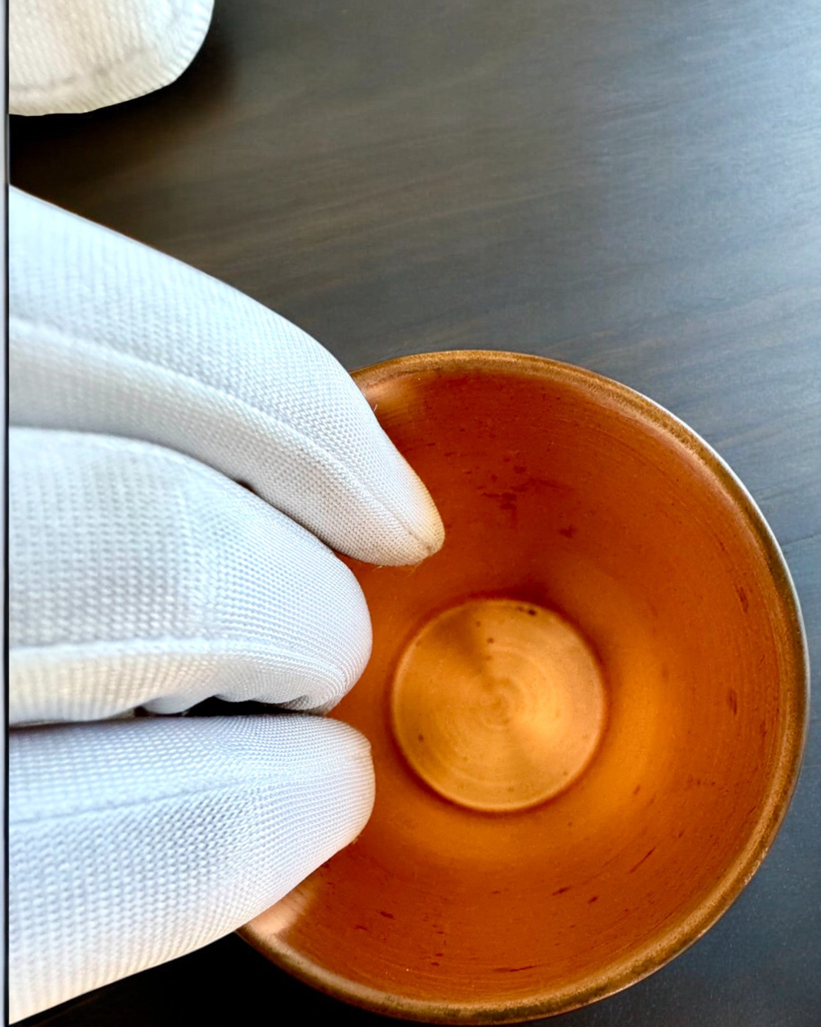 Měděná sada Mandala – Láhev 1L + 2 hrnky v pouzdře, možnost personalizace gravírováním jako dárek