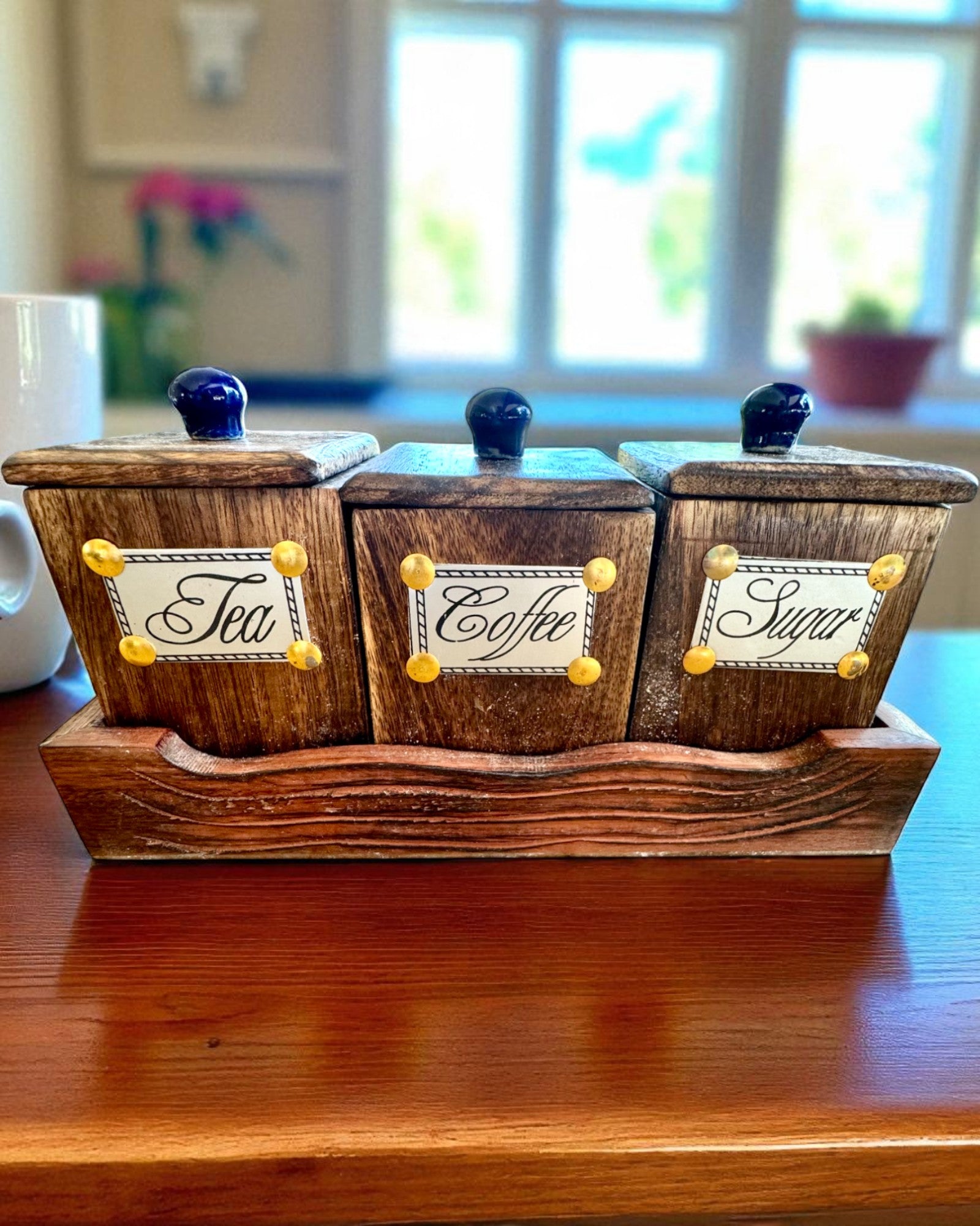 Zestaw Royal Trio – Tea, Coffee, Sugar z drewna Shisham, ręcznie robiony, z opcją grawerowania na prezent