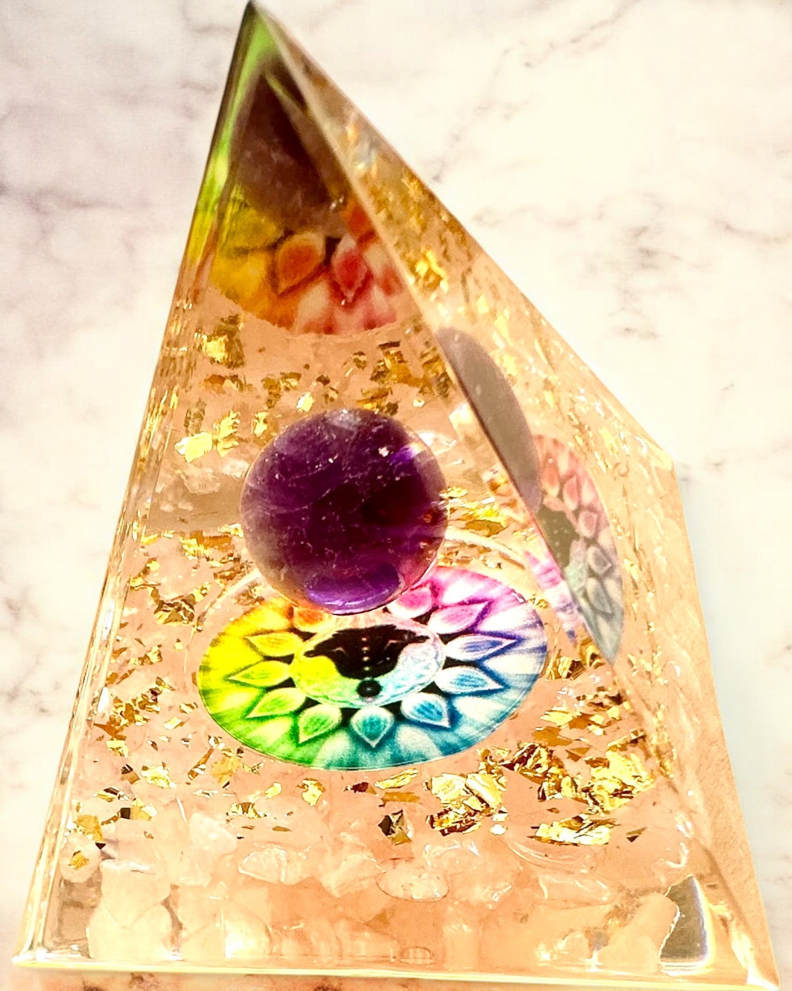Orgonitová energetická pyramida Pyramida energie „Harmonie světla” - Křišťálová, jako dárek