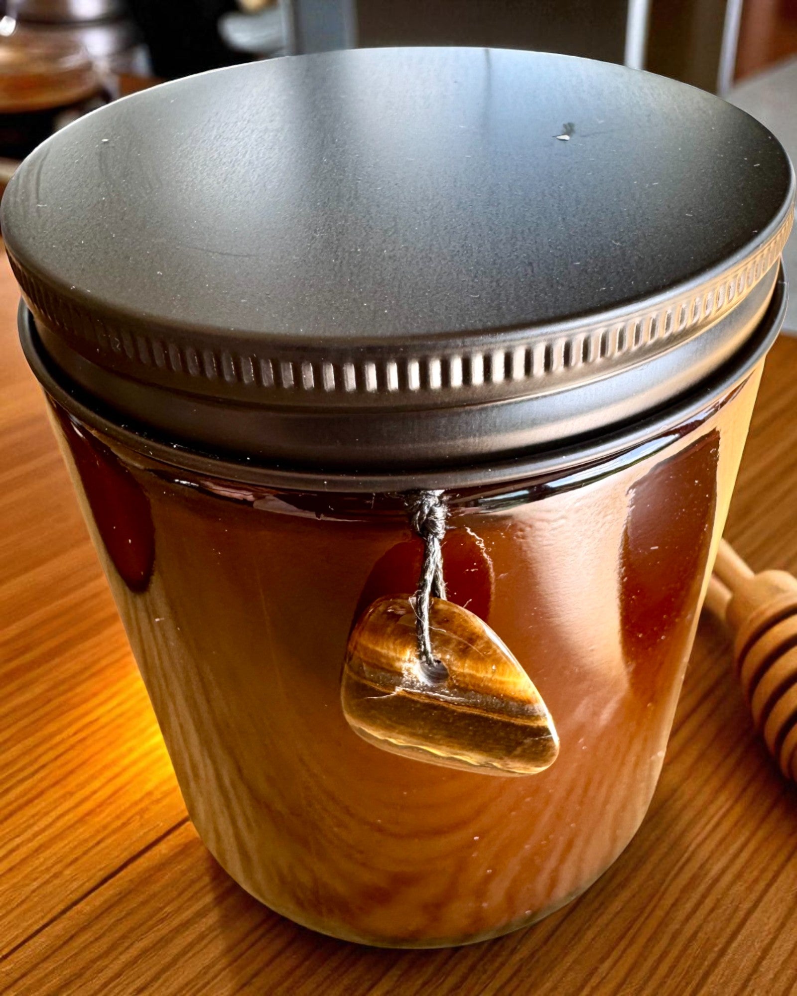 Intenční svíčka Tygrysí Síla – Sebevědomí a prosperita, 250 ml, možnost personalizace víčka jako dárek