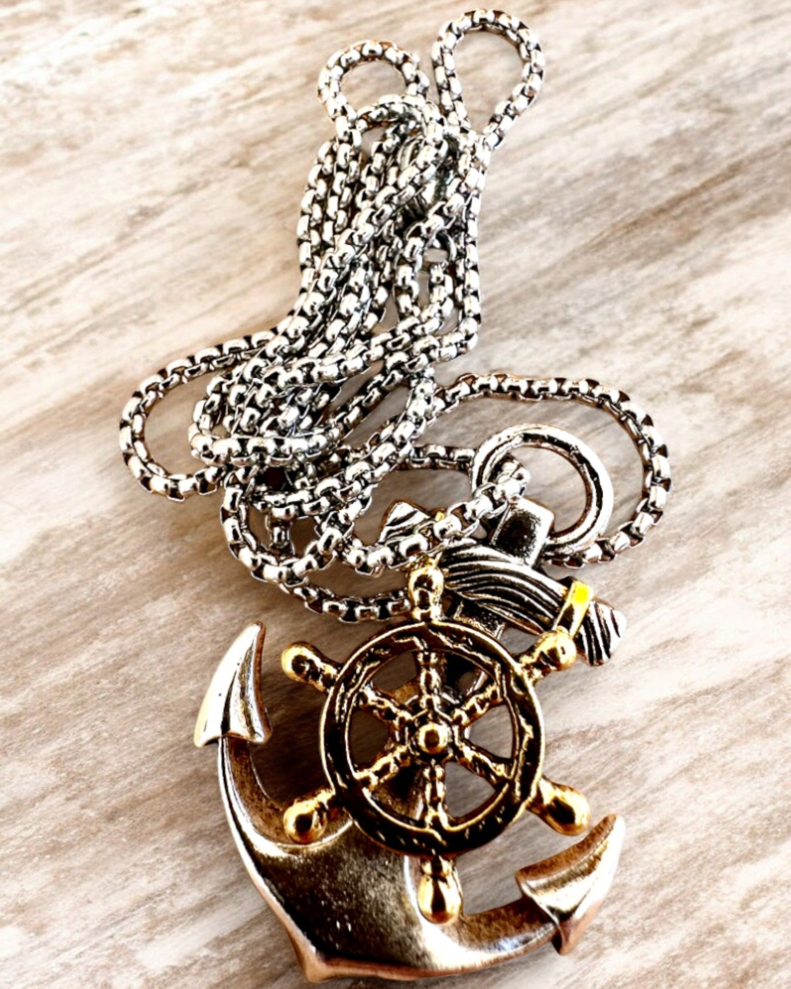 Amulet Morski Kotwica Kapitana, naszyjnik z opcją grawerowania na prezent
