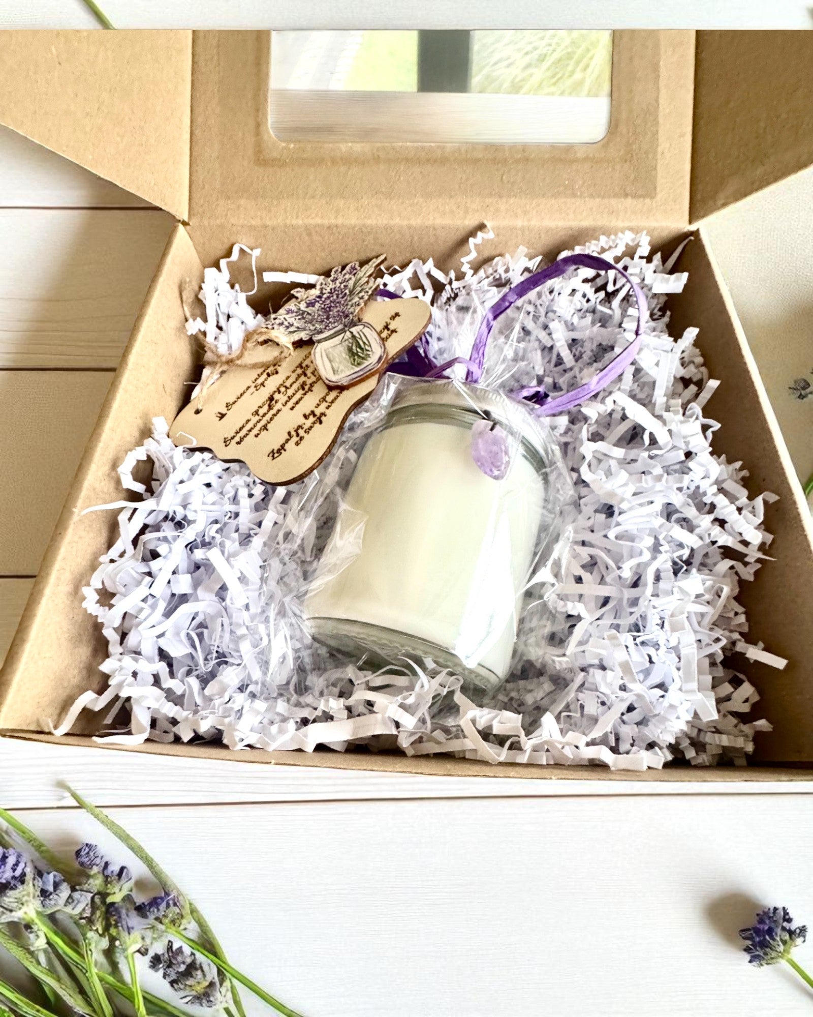 Świeca sojowa intencyjna Ametyst – spokój, harmonia i oczyszczenie, 250 ml, możliwość personalizacji na prezent