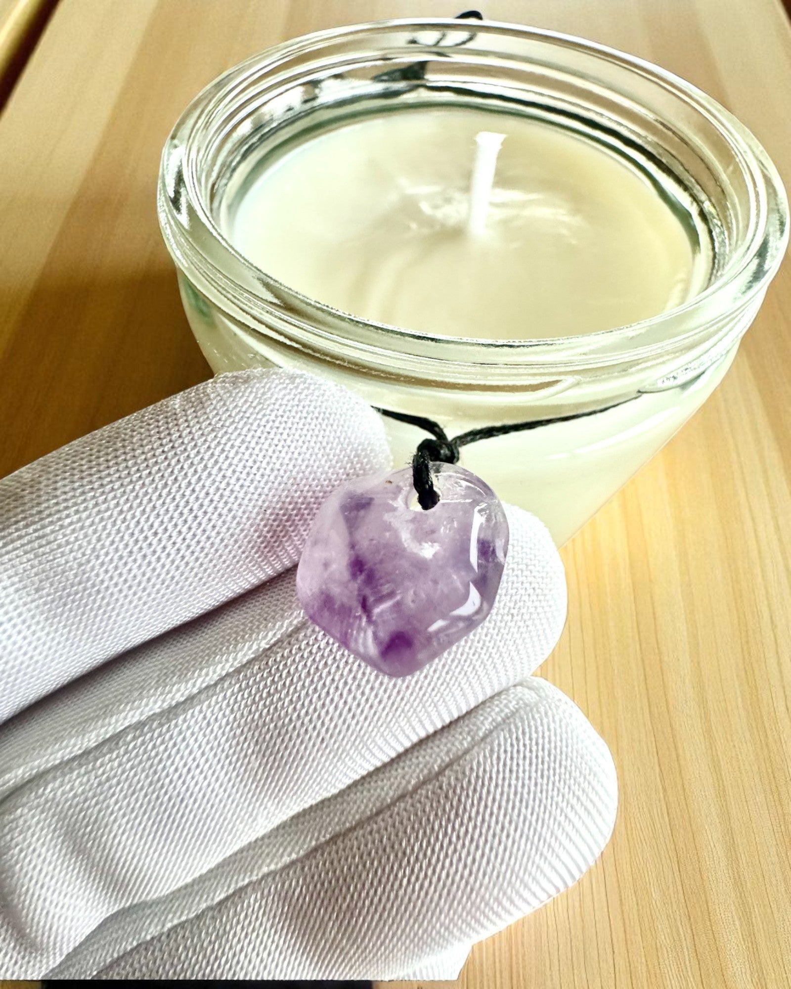 Intenční sójová svíčka Ametyst – klid, harmonie a očista, 250 ml, možnost personalizace jako dárek