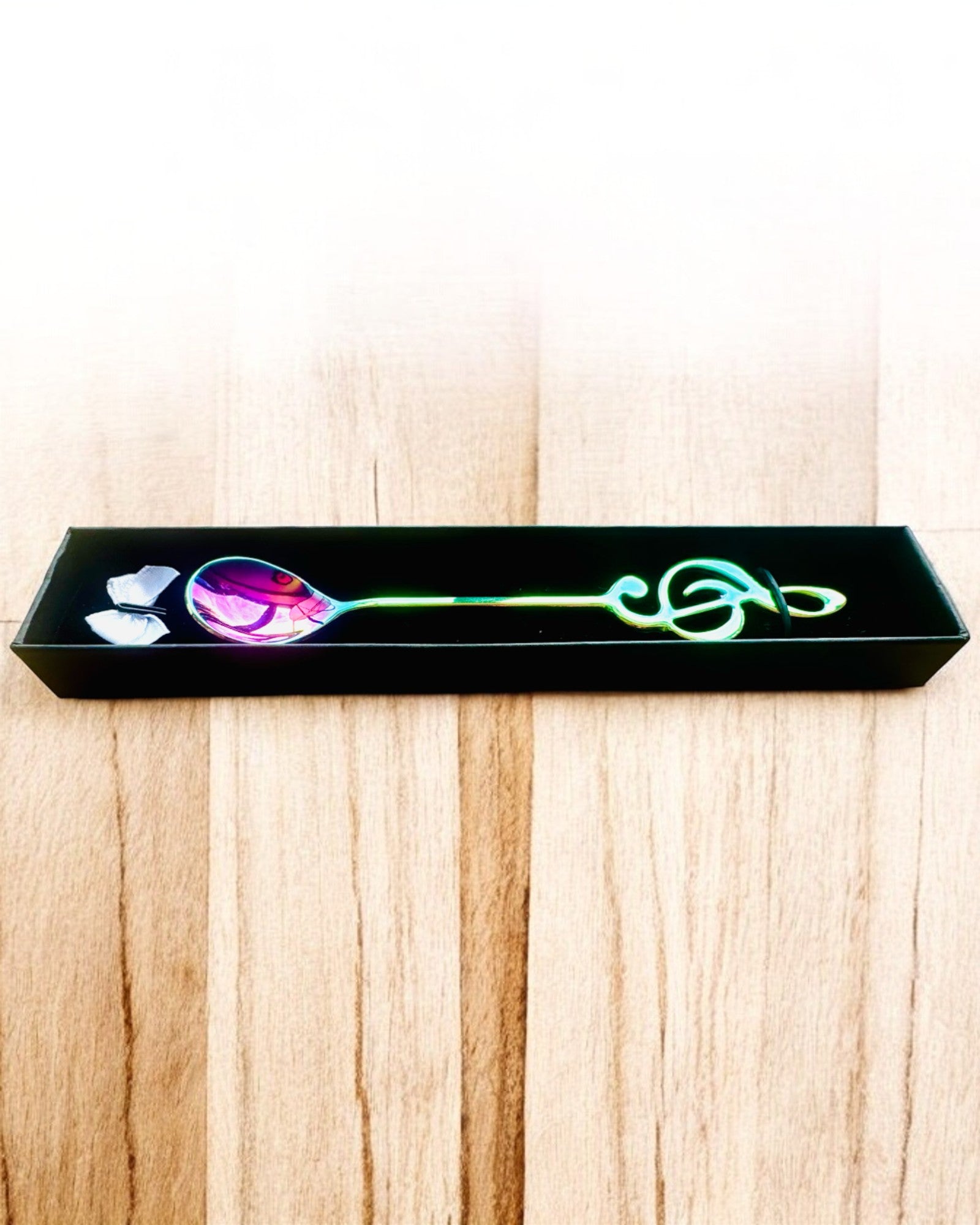 Elegantní lžička s houslovým klíčem – Personalizované jako dárek, 2 barevné varianty na výběr