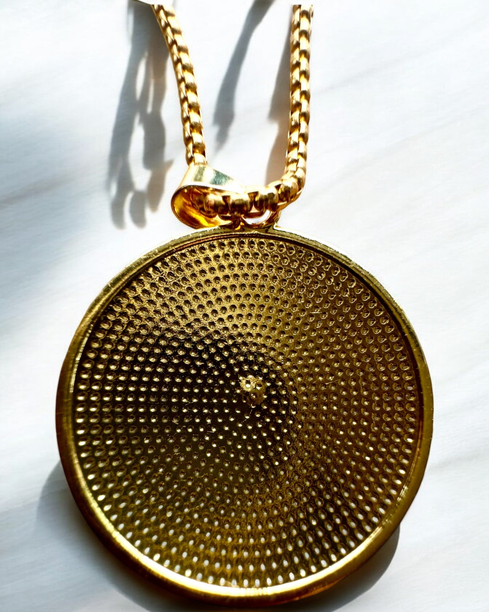 Amulet Mocy "Oko Ra", možnost personalizace gravírováním jako dárek