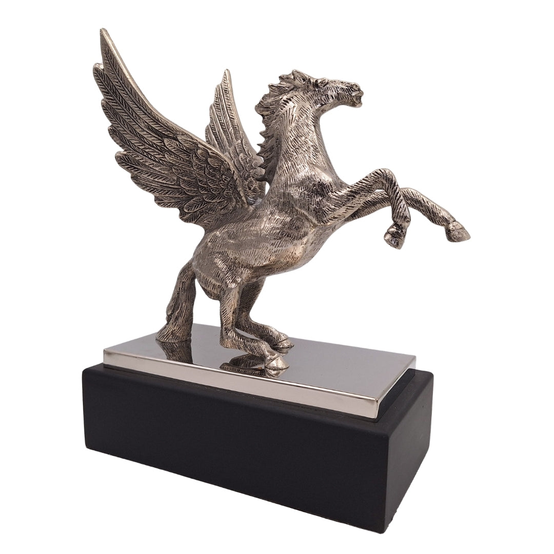 Pegaz - figurka dekoracyjna aluminiowa na podstawie stalowo-drewnianej - NI9935