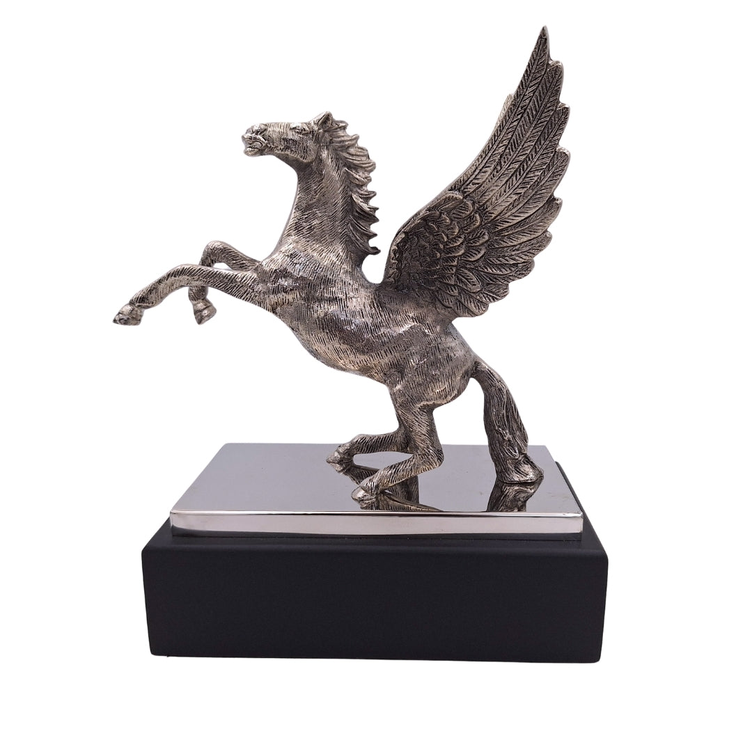 Pegaz - figurka dekoracyjna aluminiowa na podstawie stalowo-drewnianej - NI9935