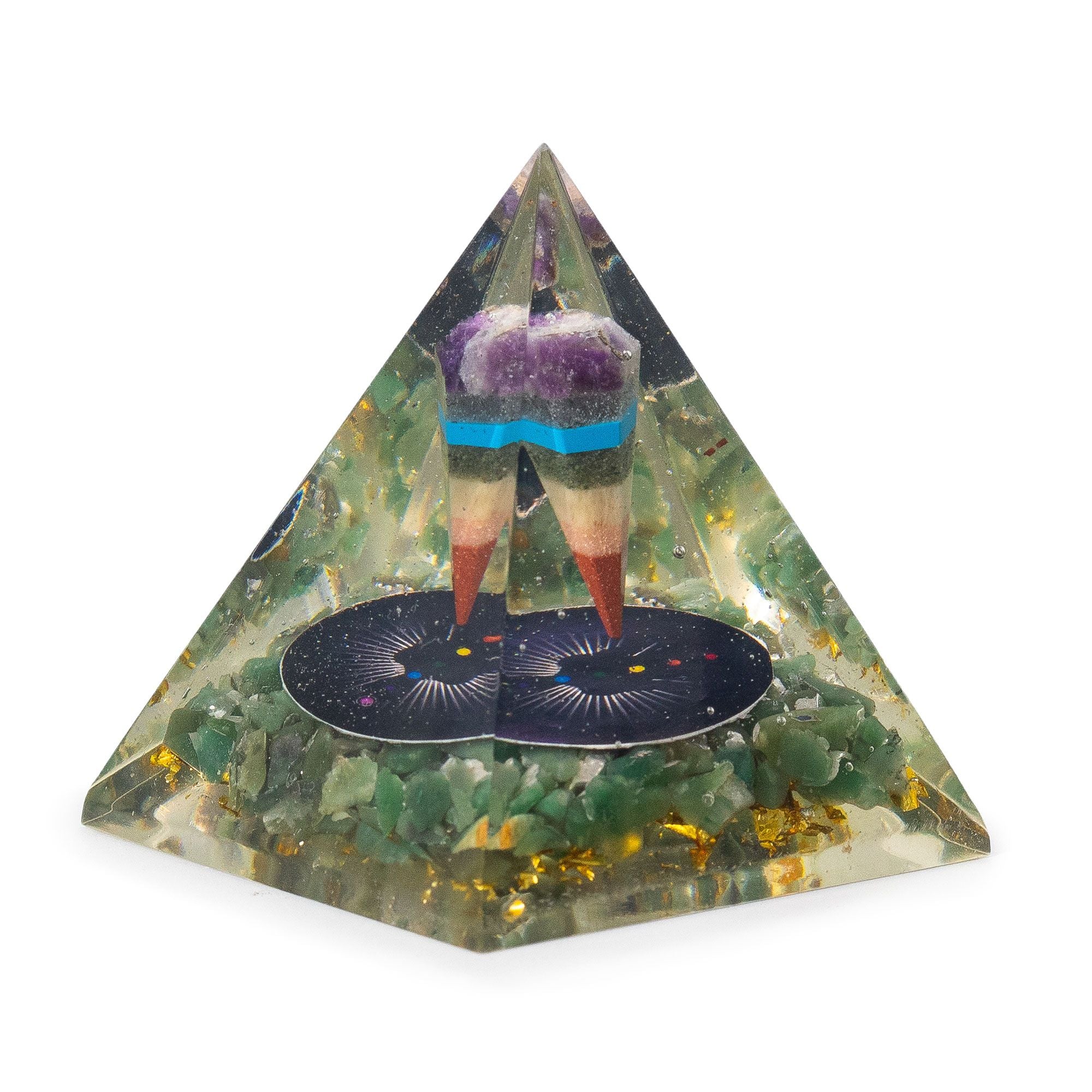 Střední orgonitová pyramida s kyvadlem a zelenými čipy aventurínu 7x6 cm