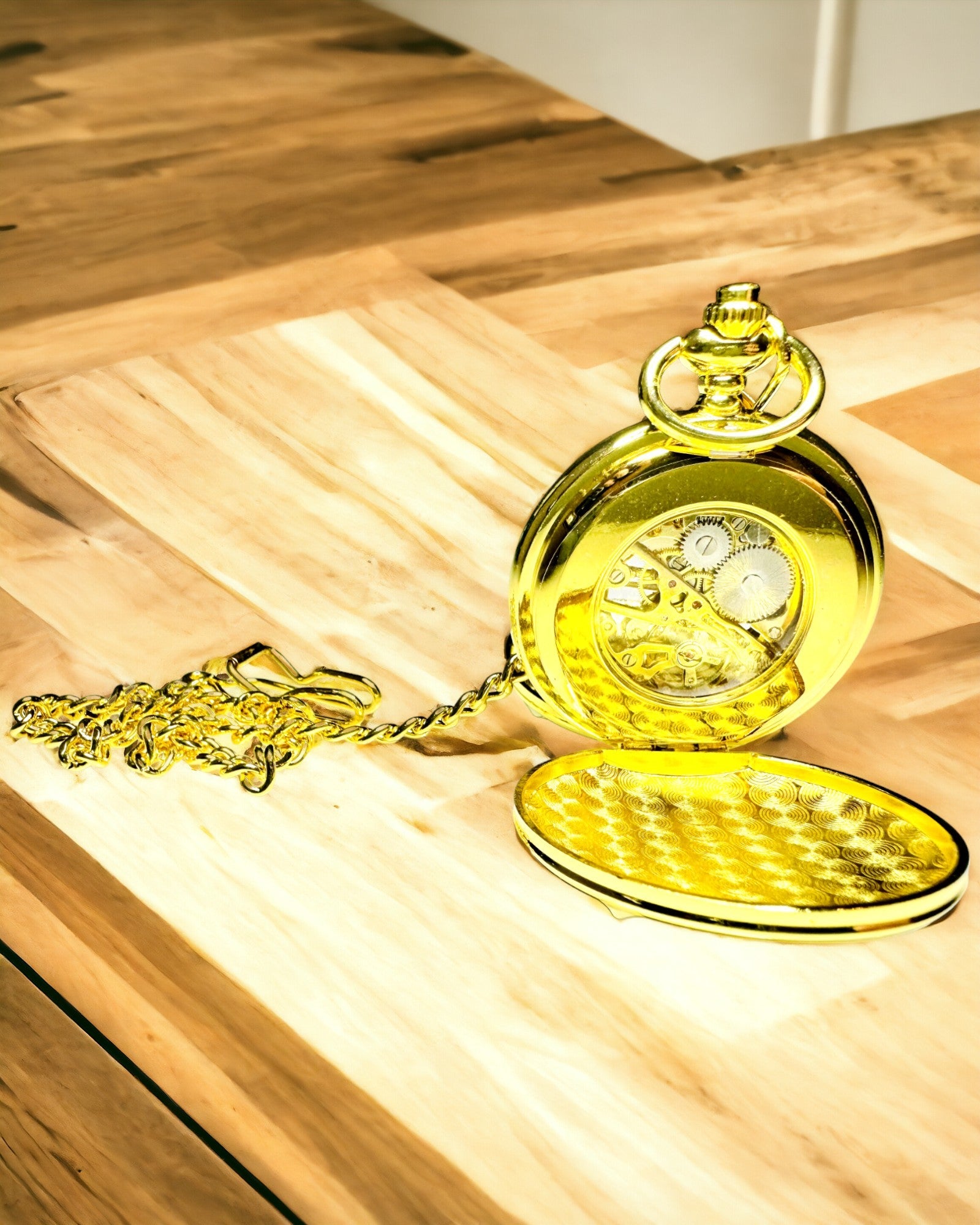 Klasické Kapesní Mechanické Hodinky s Dvojitým Krytem, Ruční, Zlatá Barva, s Gravírováním