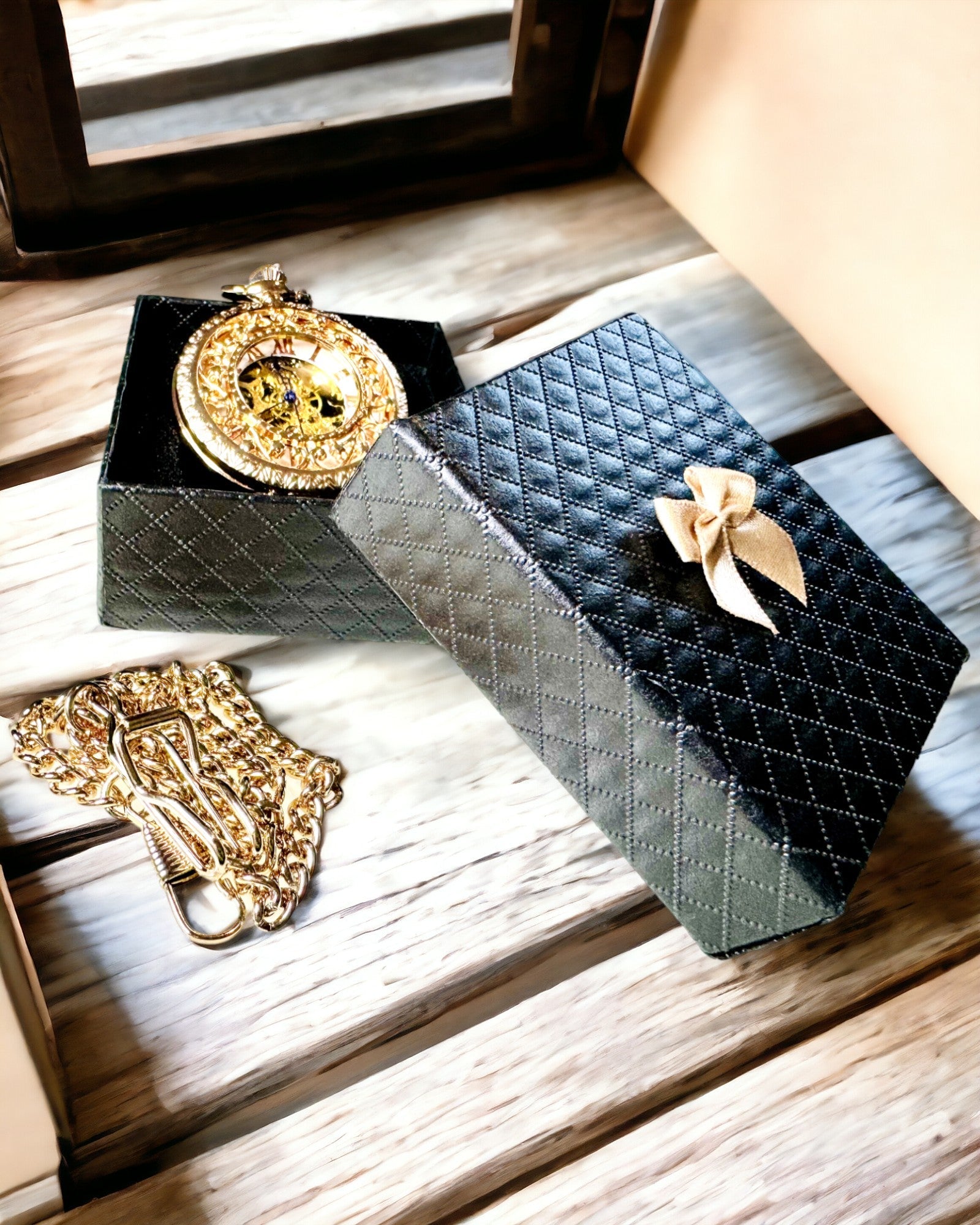 Kapesní hodinky ve vintage stylu s průhledným ciferníkem a skeletovým mechanismem