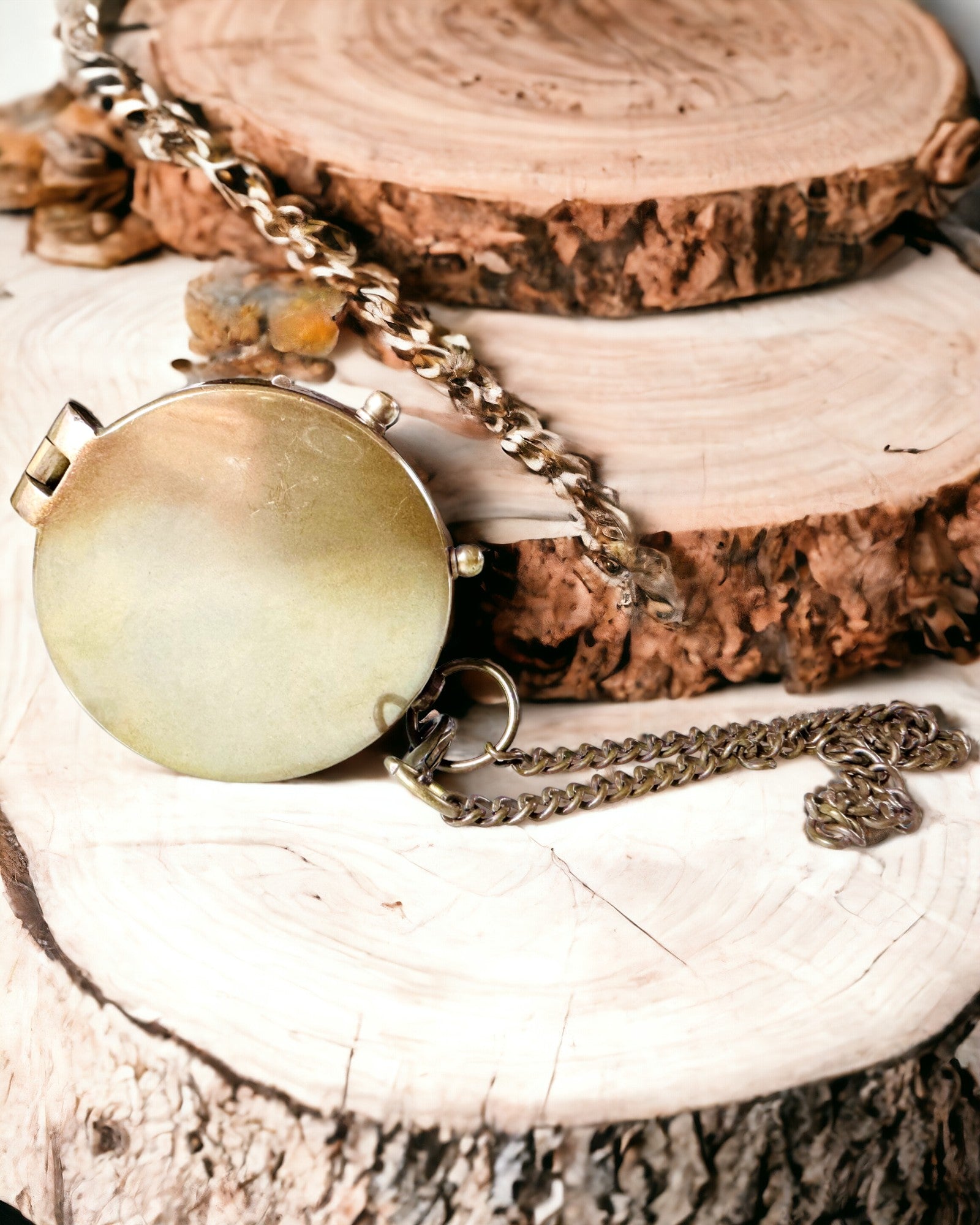 Indický Kompas „Odysseus“ – Retro Průzkumnická Perla s Možností Gravírování