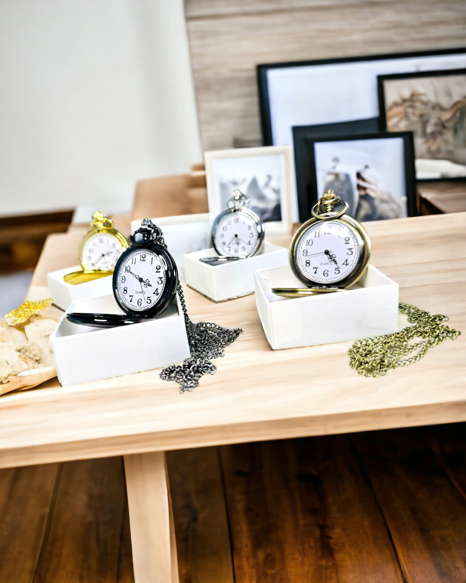 Kapesní hodinky ve vintage stylu s možností personalizace - kartáčované zlato