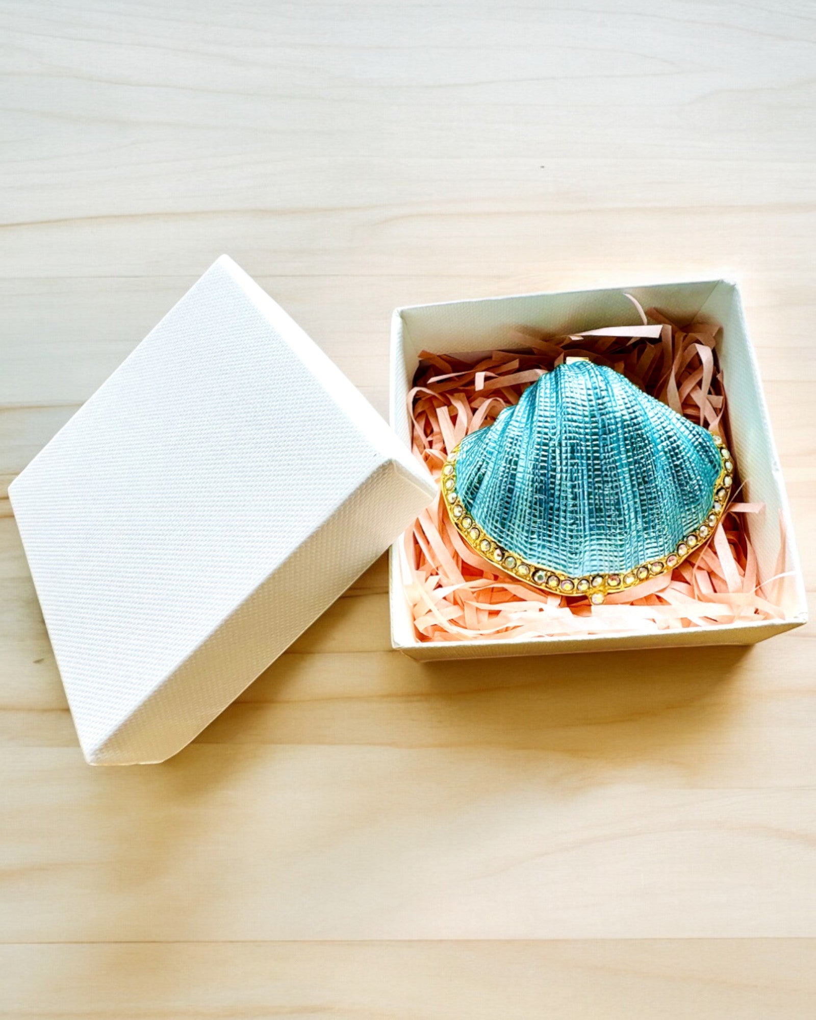 Skarbiec Wspomnień Muszelka - Schránka na šperky s možností personalizace gravírováním, dárek