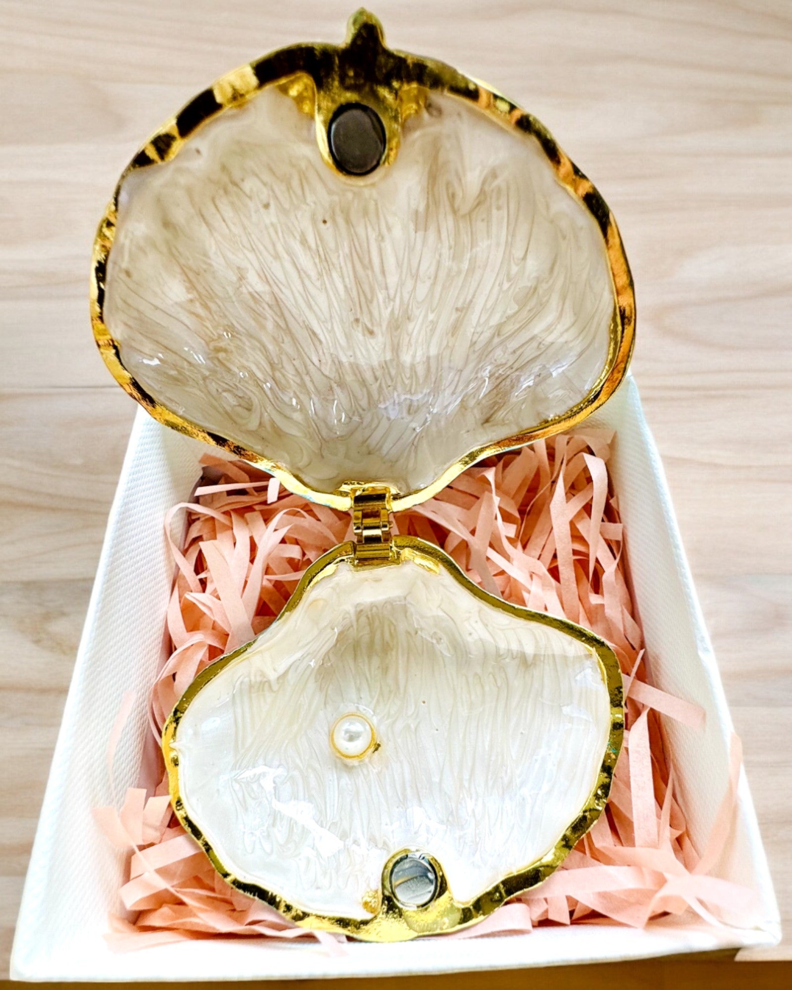 Skarbiec Wspomnień Muszelka - Schránka na šperky s možností personalizace gravírováním, dárek