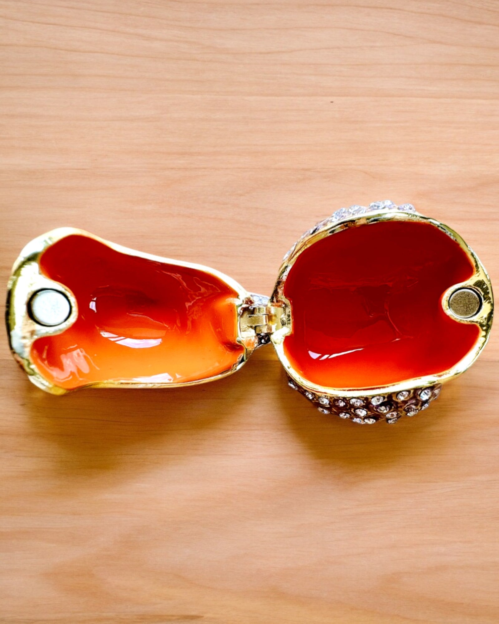 Barevný ptáček vrabec s gravírováním - Roztomilá skrýš na poklady