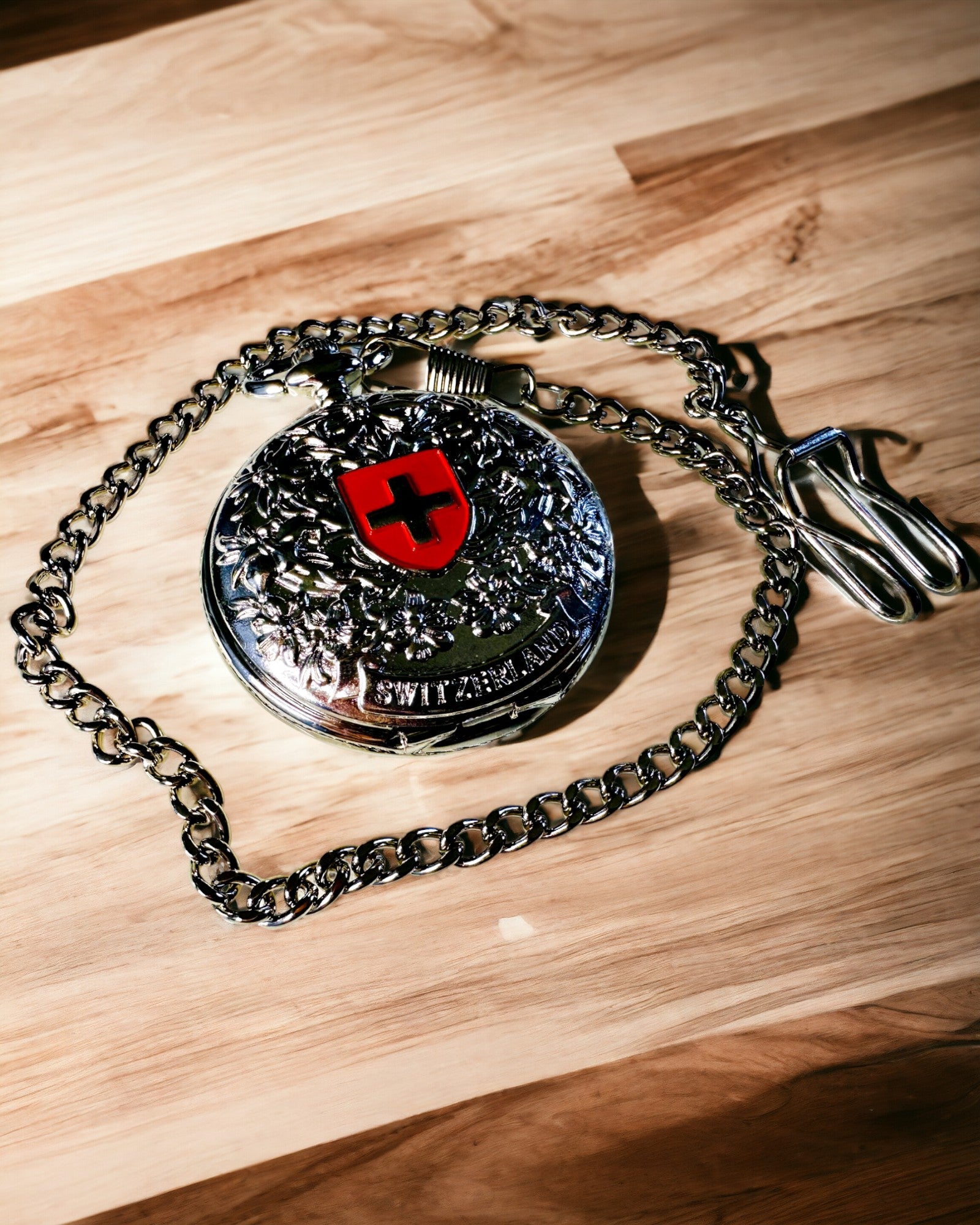 Kapesní hodinky "Heritage Helvetia" s možností gravírování