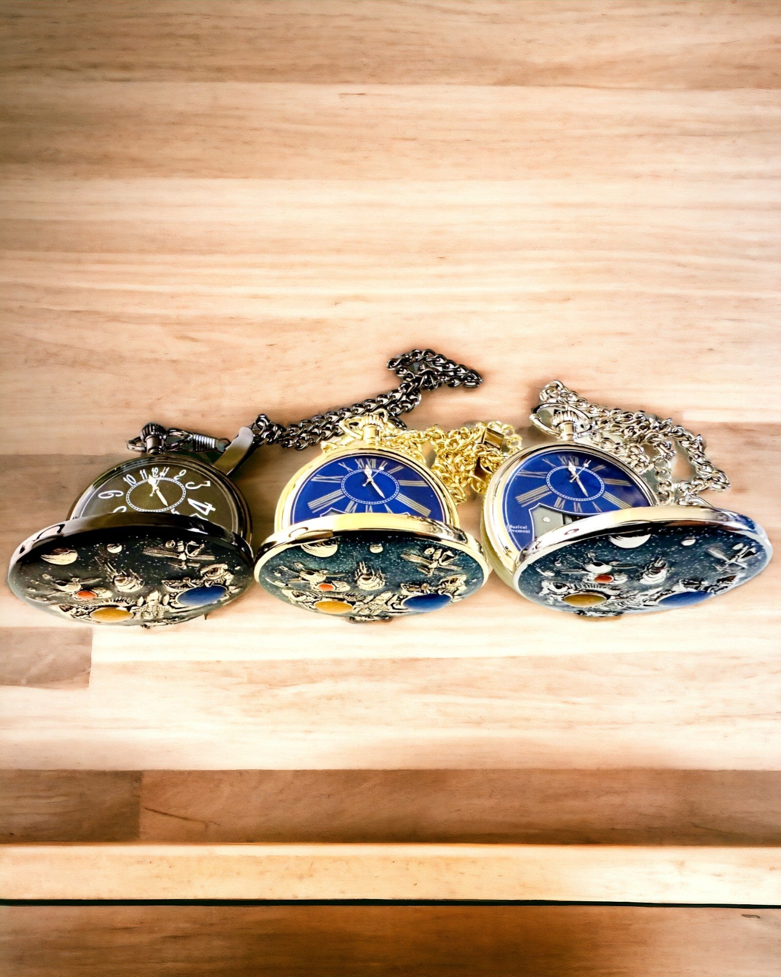 Kapesní hodinky "Astrum Temporis" - Stříbrný rámeček. Možnost personalizace gravírováním