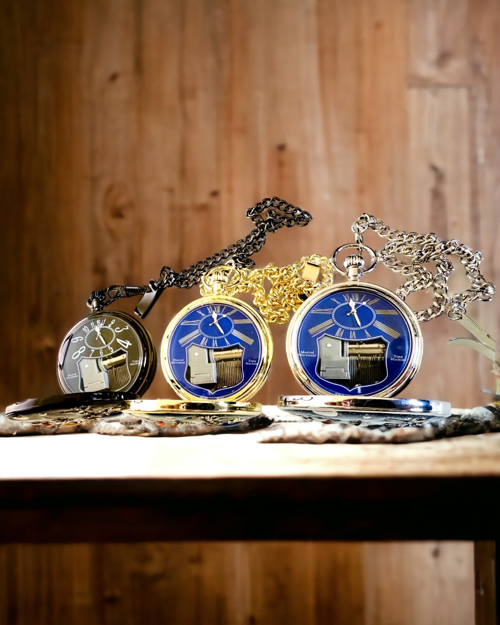 Kapesní hodinky "Astrum Temporis" - Černý rámeček. Možnost personalizace gravírováním