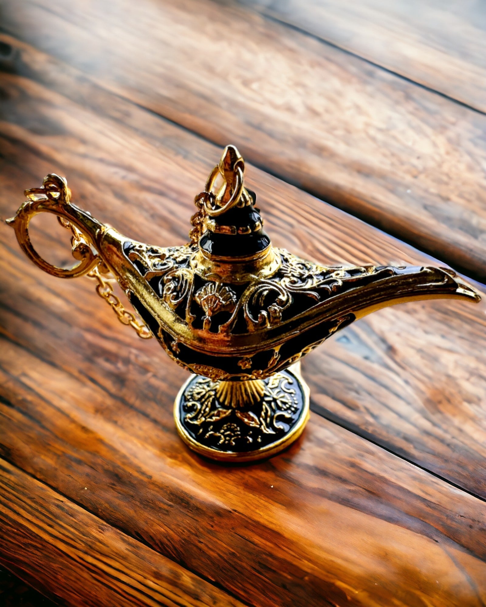 Malá 4 cm Magická Lampa Aladina, přívěsek, 6 barevných variant - Kouzelná Vzpomínka, personalizace gravírováním