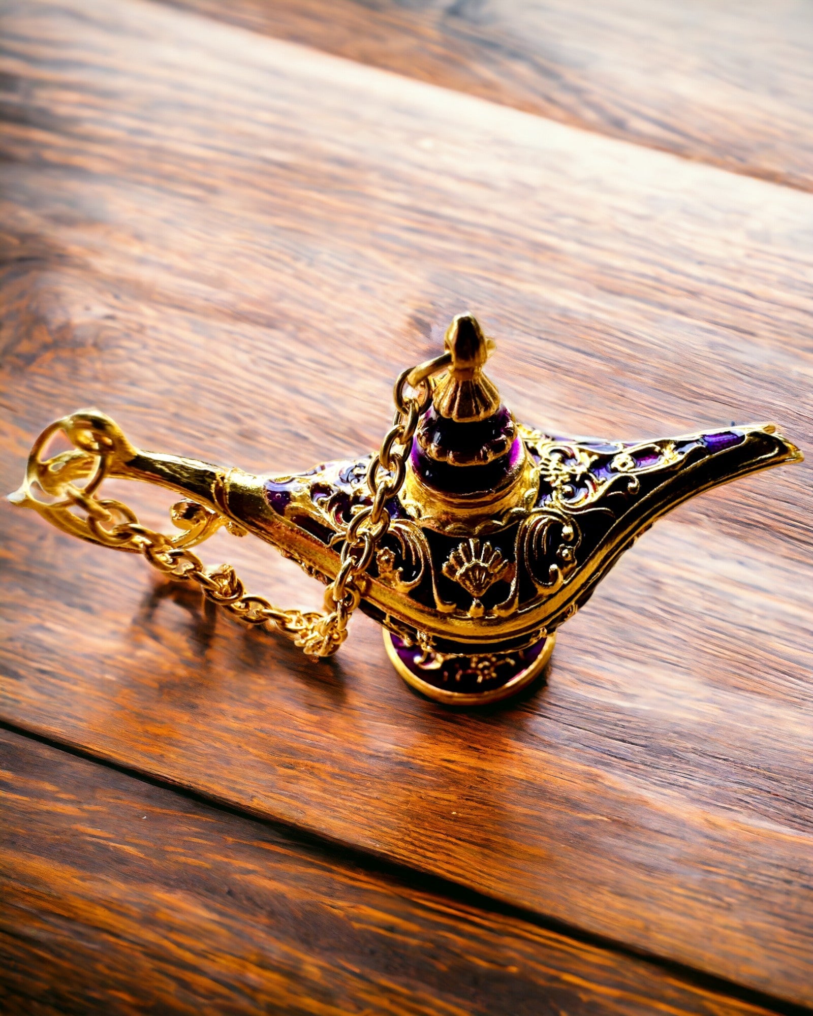 Malá 4 cm Magická Lampa Aladina, přívěsek, 6 barevných variant - Kouzelná Vzpomínka, personalizace gravírováním
