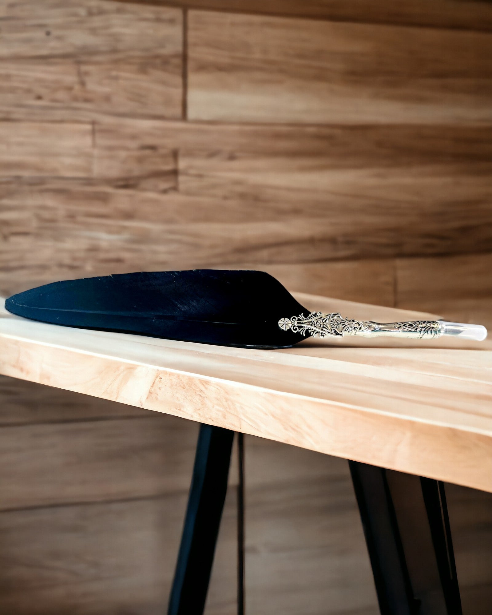 Vintage kaligrafické pero s přírodním husím brkem – Ideální dárek ke Dni matek nebo pro učitele. Gravírování