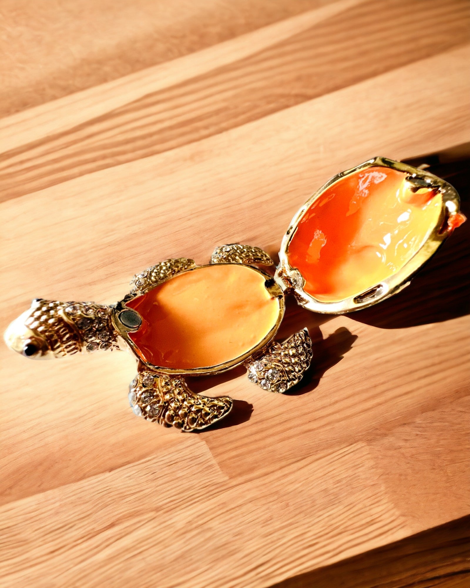 Skrinka "Želví rodinka" - barva oranžová, personalizace gravírováním