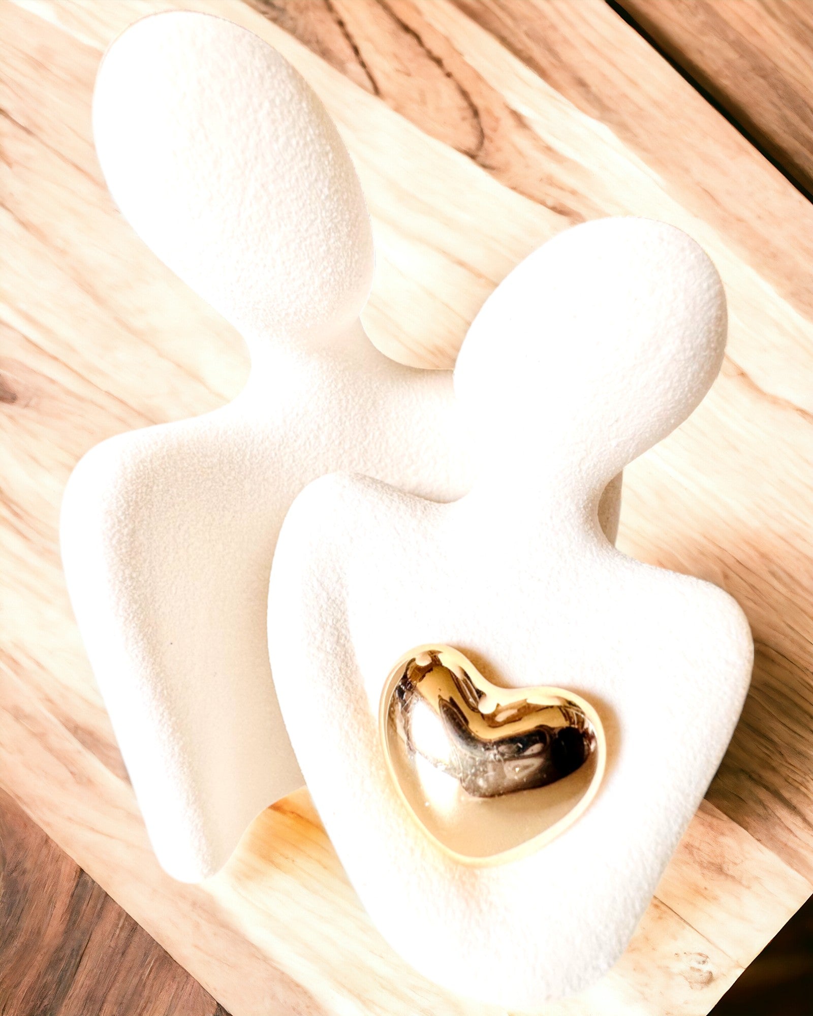 "Láska v srdci – Keramické Rodinné Figury", možnost personalizace gravírováním