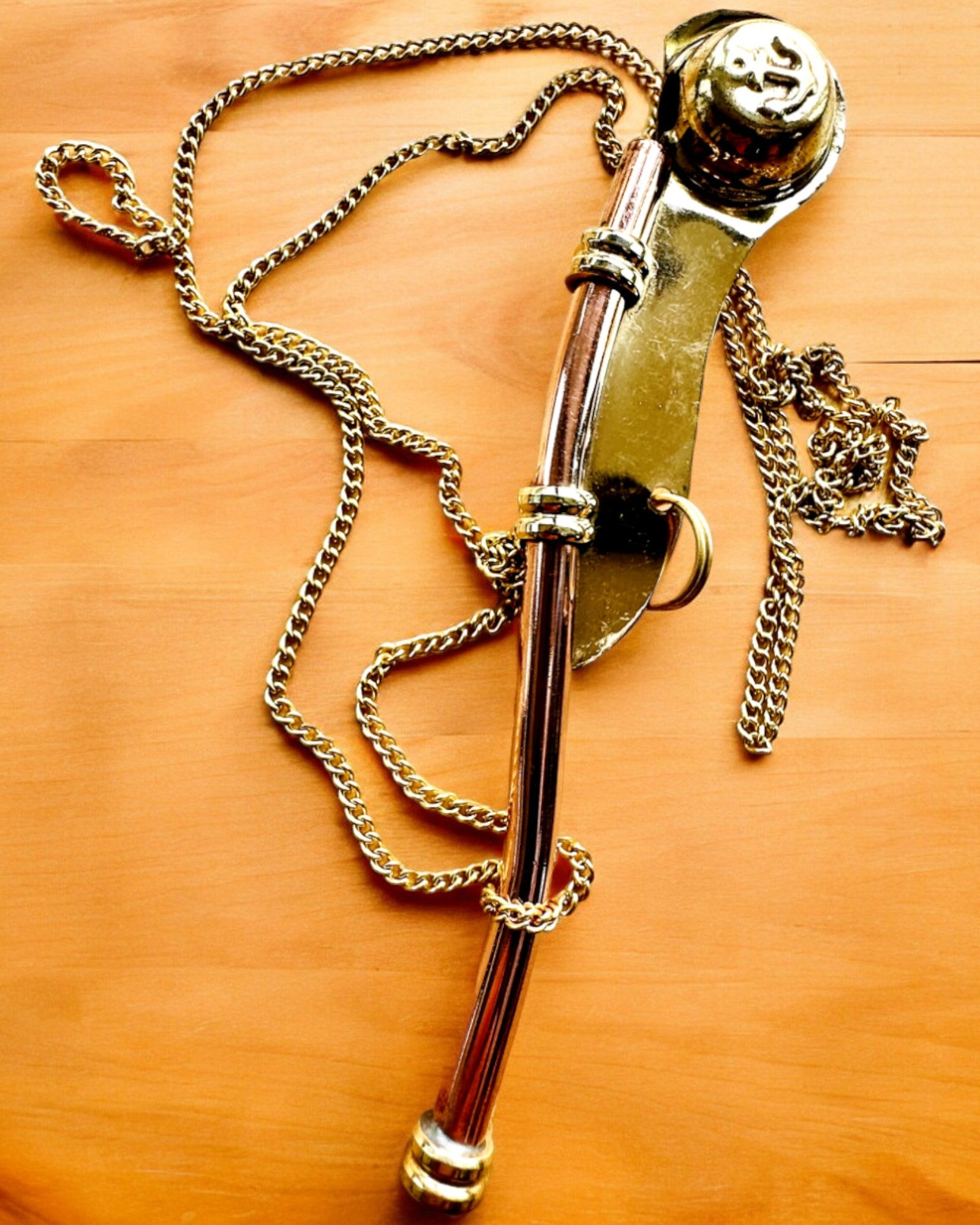 Píšťalka „Elegance Zvuku” - možnost personalizace gravírováním