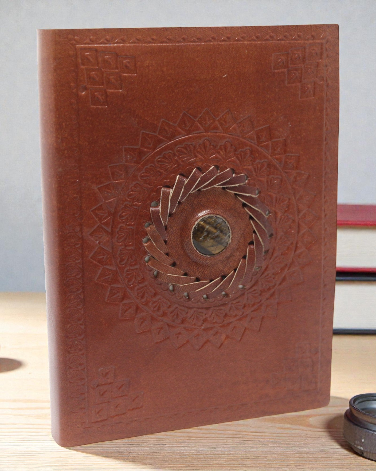 Aureum Vision – Skórzany Notatnik z Tygrysim Okiem