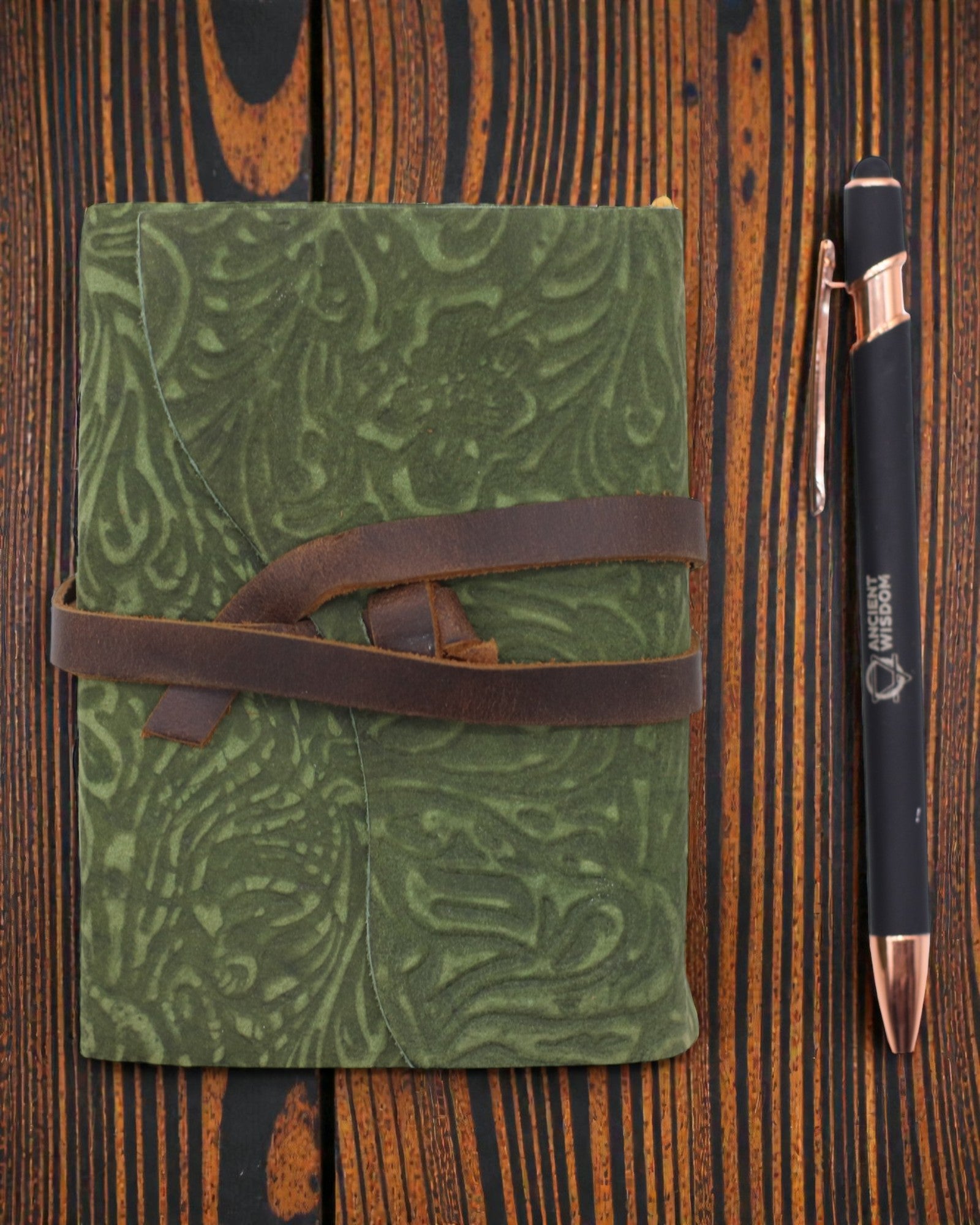 Green Maze Vintage – skórzany notatnik z postarzanymi kartkami 12,7 × 8,9 cm