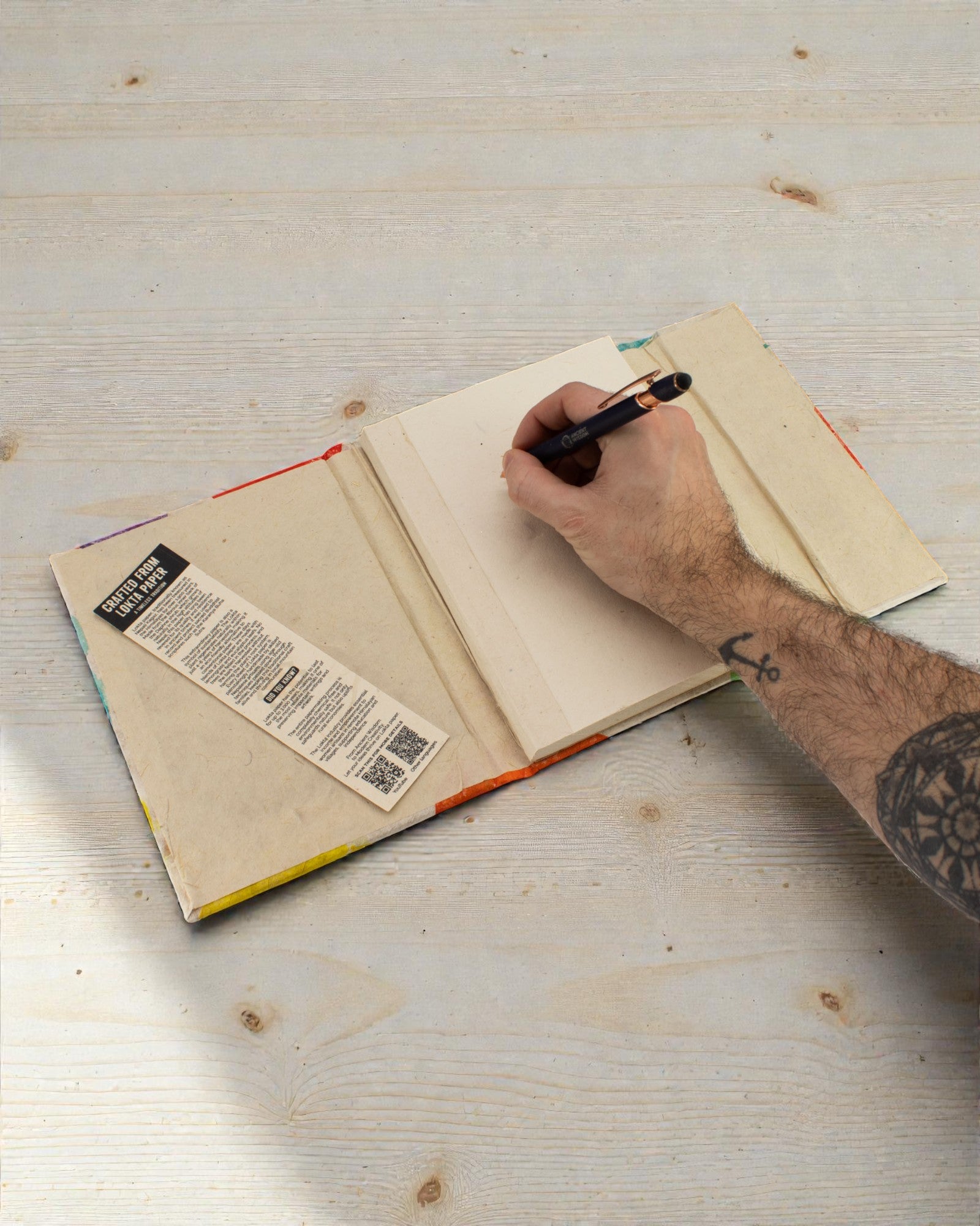 Velký zápisník Lokta Barevné listy – Přírodní barvy (45 listů, 21 x 15 cm)