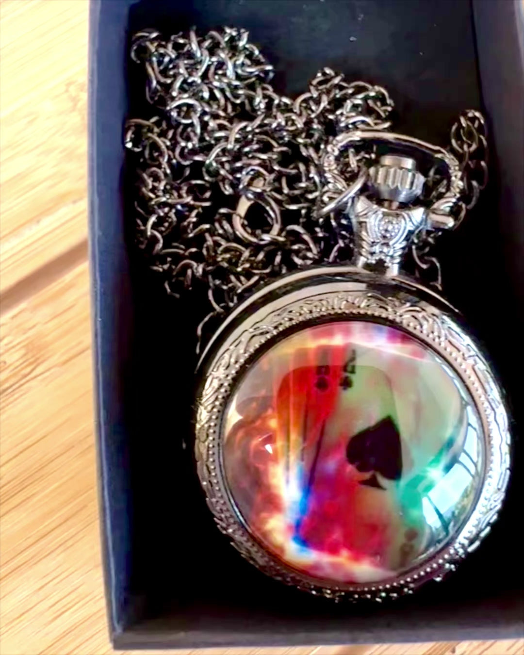 Kapesní hodinky "Magická Talia" - Stylový doplněk z nerezové oceli, personalizace gravírováním jako dárek