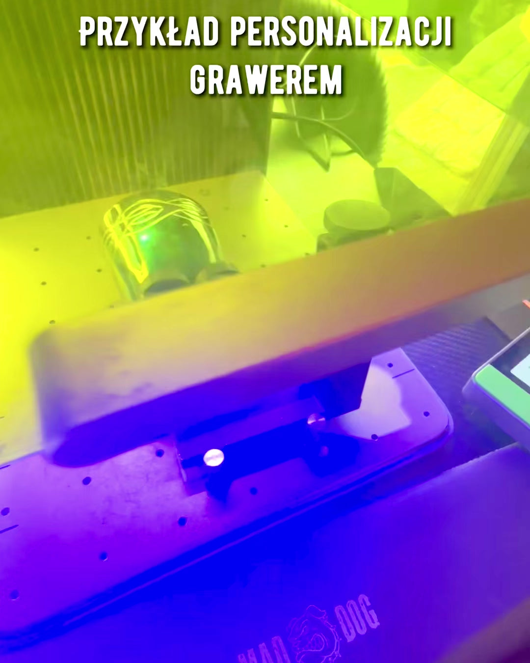 Valknut Ręcznie wykonany mały kubek z rogu bawoła z nordyckimi symbolami, możliwość personalizacji na prezent grawerem