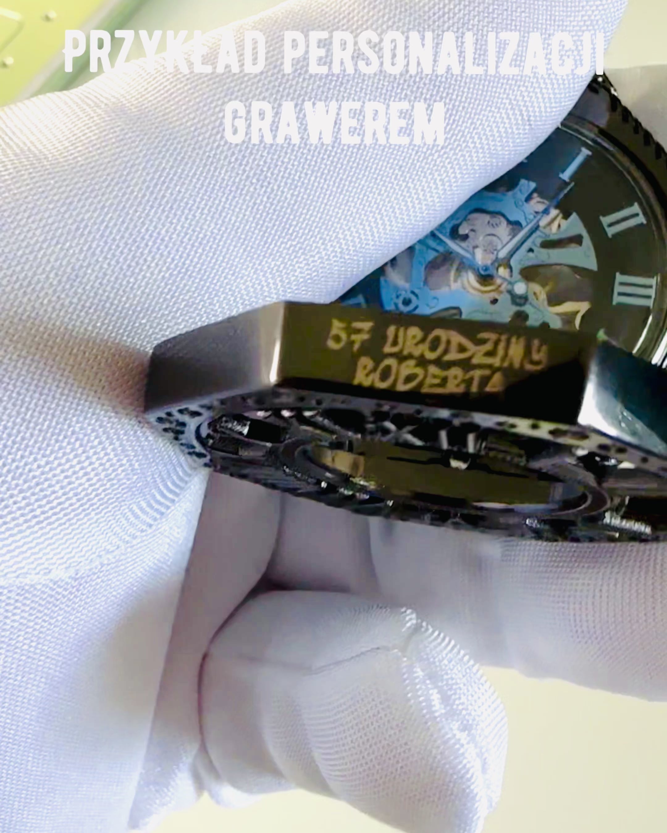 Klasické osmihranné mechanické kapesní hodinky Steampunk v černé barvě, gravírování