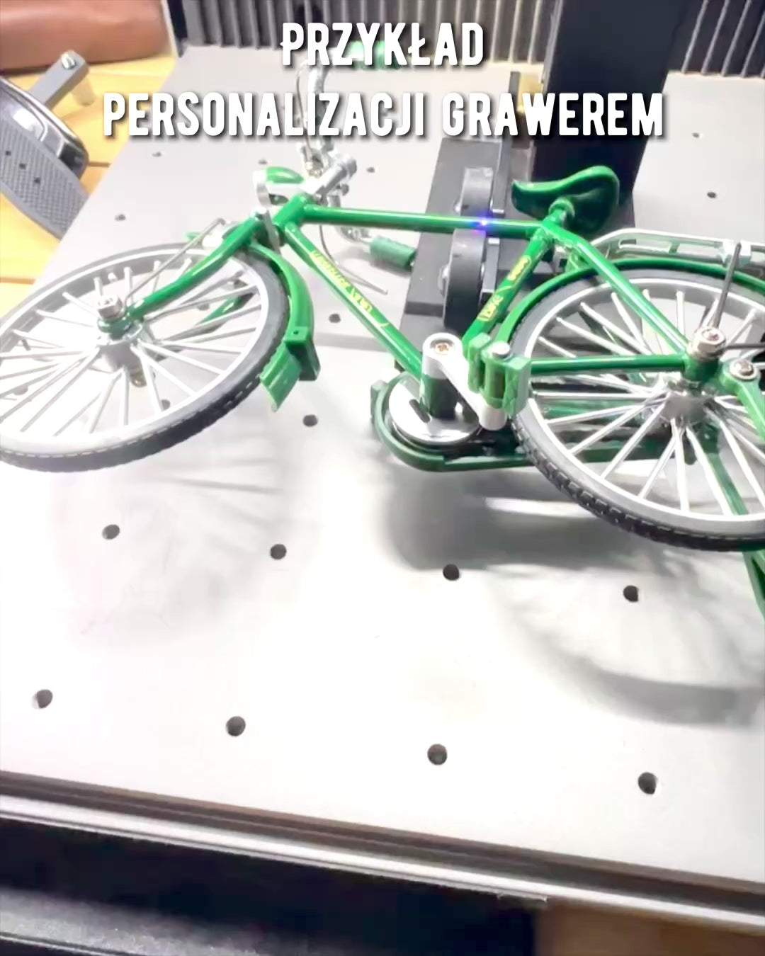 Model kola "Retro Classic" - Miniatura s Gravírováním, ideální jako dárek