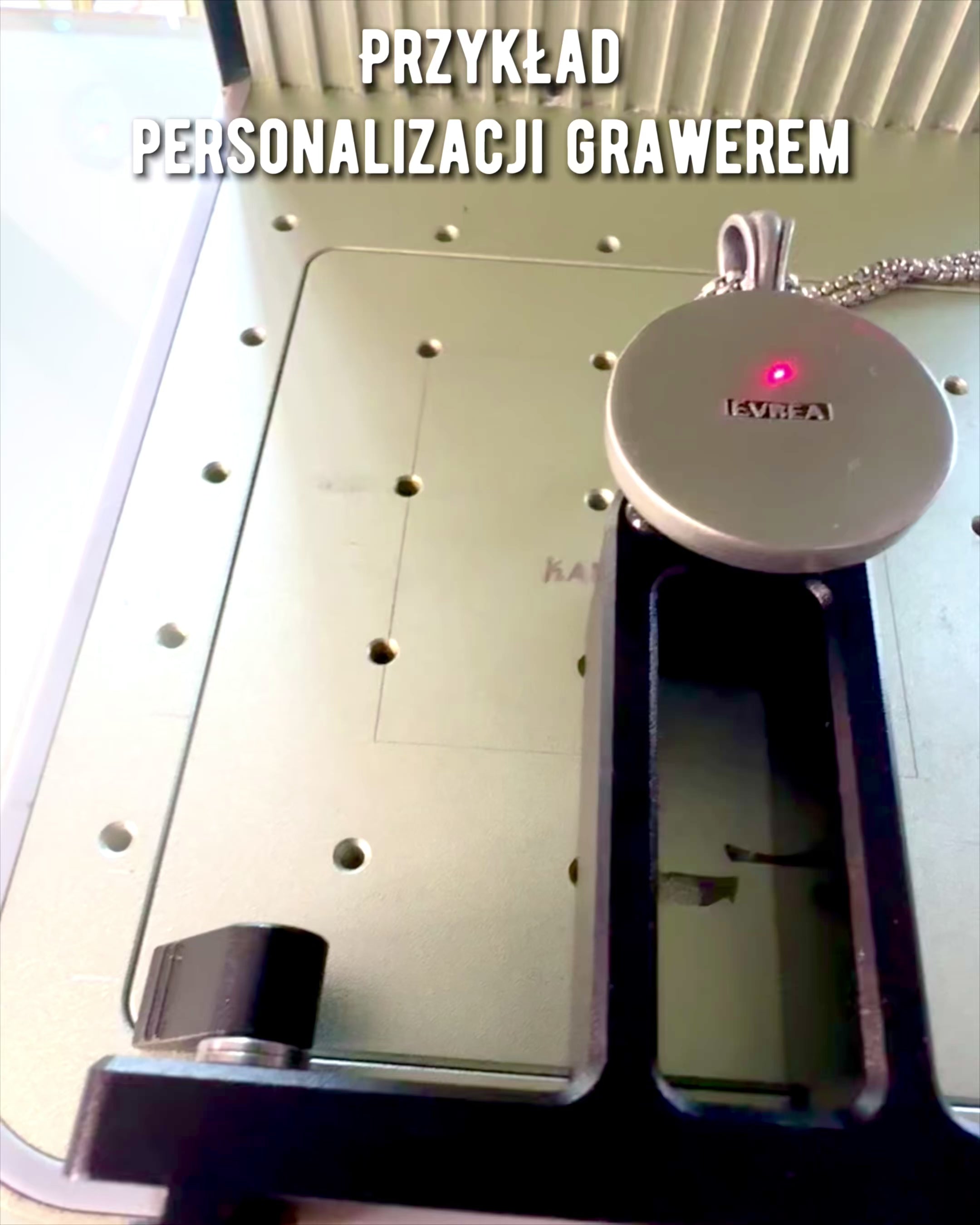 Kompasový náhrdelník „Eurla“ - možnost personalizace gravírováním