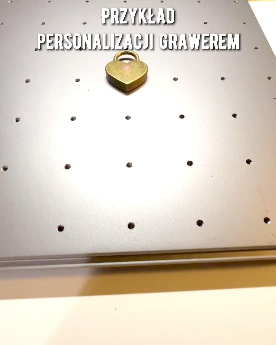 Milostné mini zámky Srdce DeLuxe, sada 2 zámků s klíčky, 6 variant na výběr, možnost personalizace gravírováním jako dárek