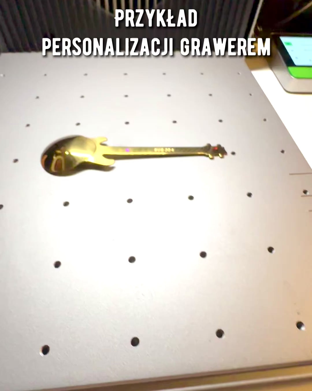 Lžička „Strunový Hit” s možností gravírování 2 barevné varianty na výběr