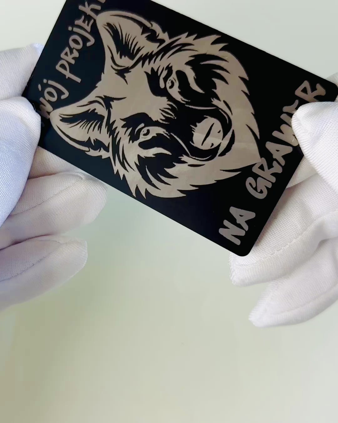 Exkluzivní Černá Kovová Vizitka s Možností Personalizace – Ideální jako Dárek