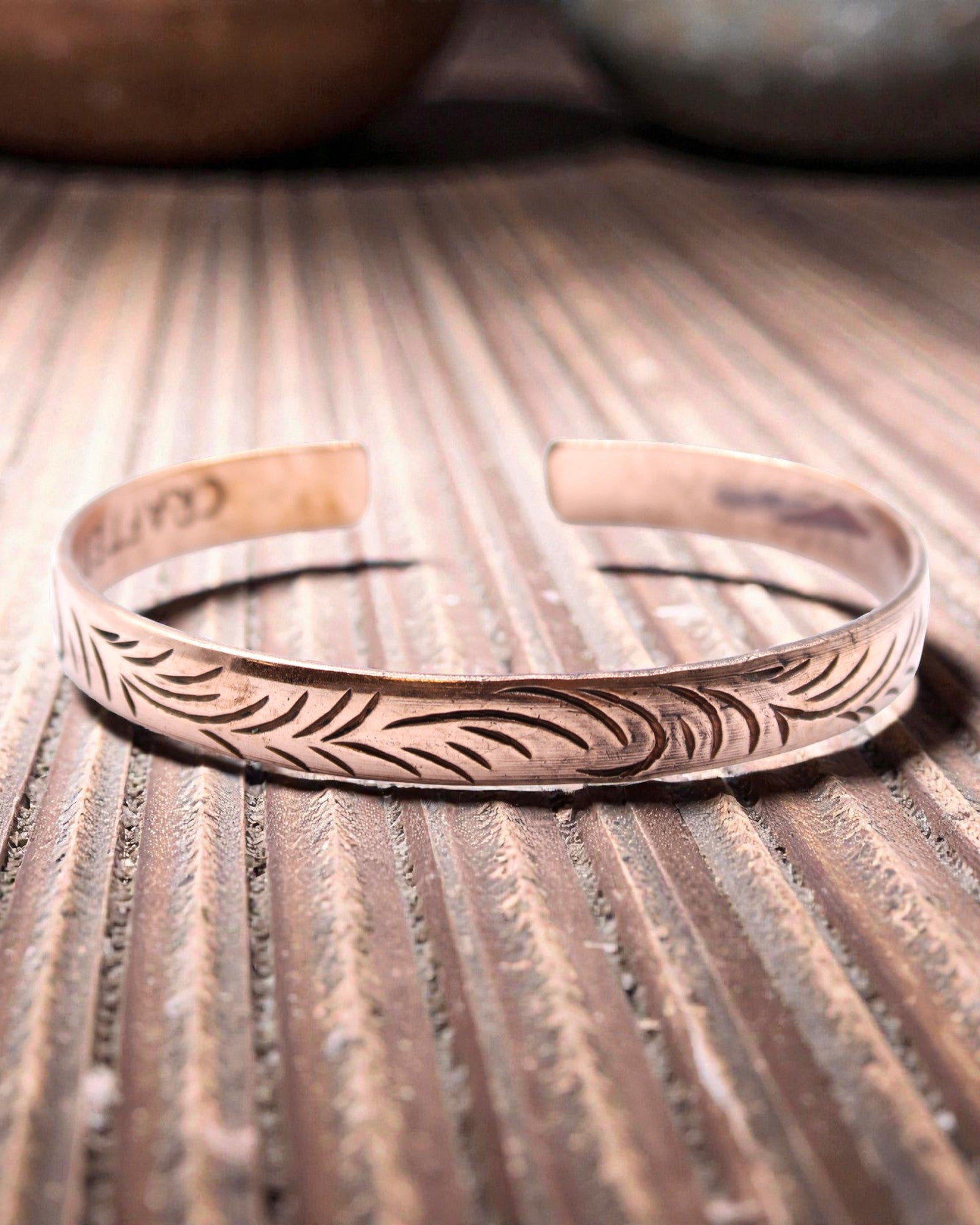 Miedziana Bransoletka Tybetańska Energia Natury – Wąskie Zwoje