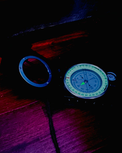 Profesionální Inklinometrický Kompas K4580 - Vodotěsný, Multifunkční, pro Terénní Výzvy