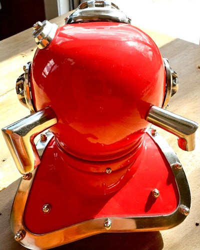 Helma Objevitele Hlubin - Sběratelská Edice s Možností Gravírování, 35 cm, dárek pro hasiče nebo potápěče