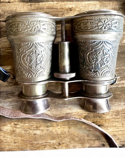 Lornetka z etui skórzanym Victorian's Eye, 11 cm Mosiężna, Ręcznie zdobiona, personalizacja grawerem na prezent